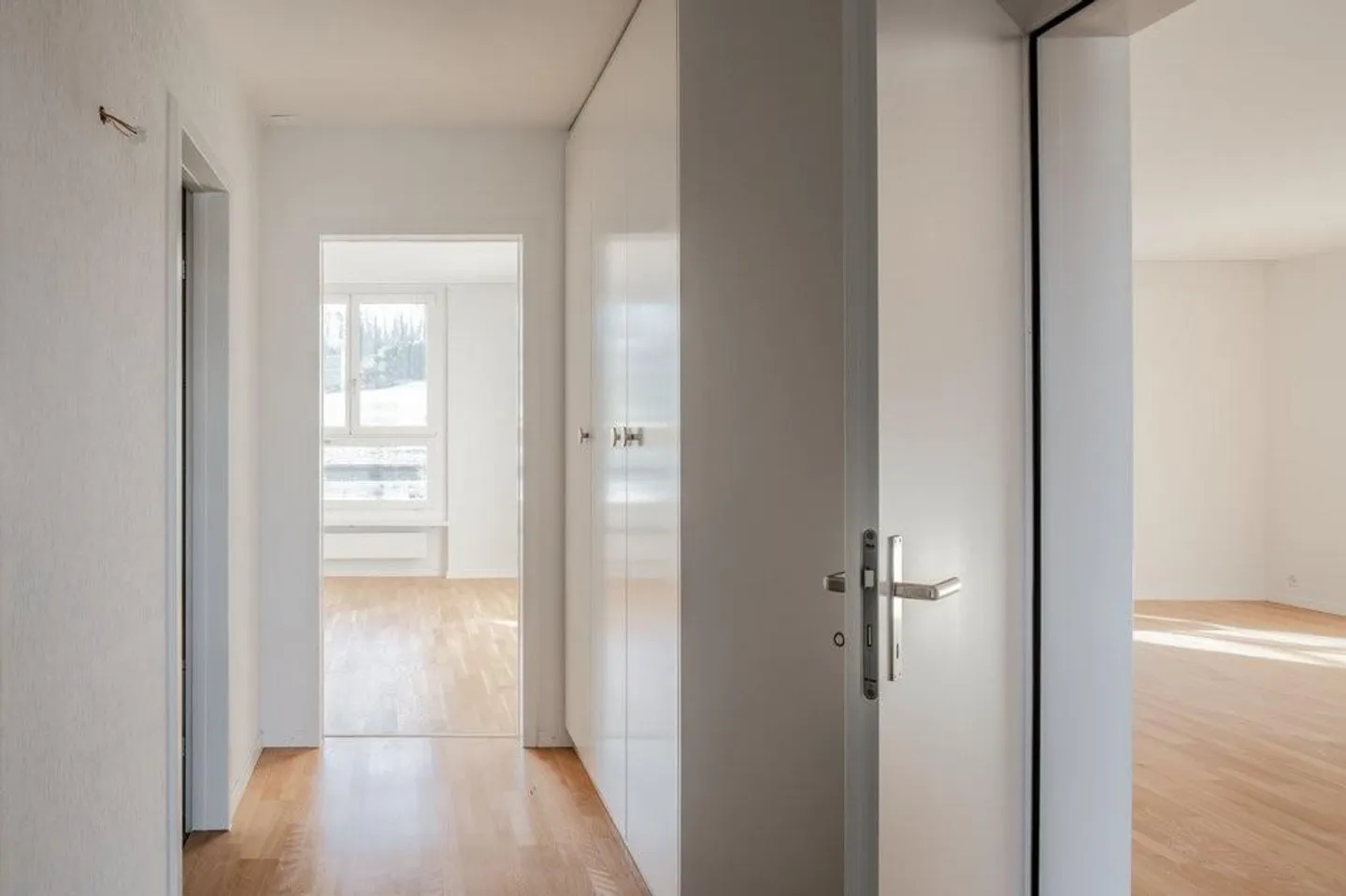 AFFITTARE SENZA CAUZIONE - Accogliente appartamento di 4,5 locali - Foto 4 di 6