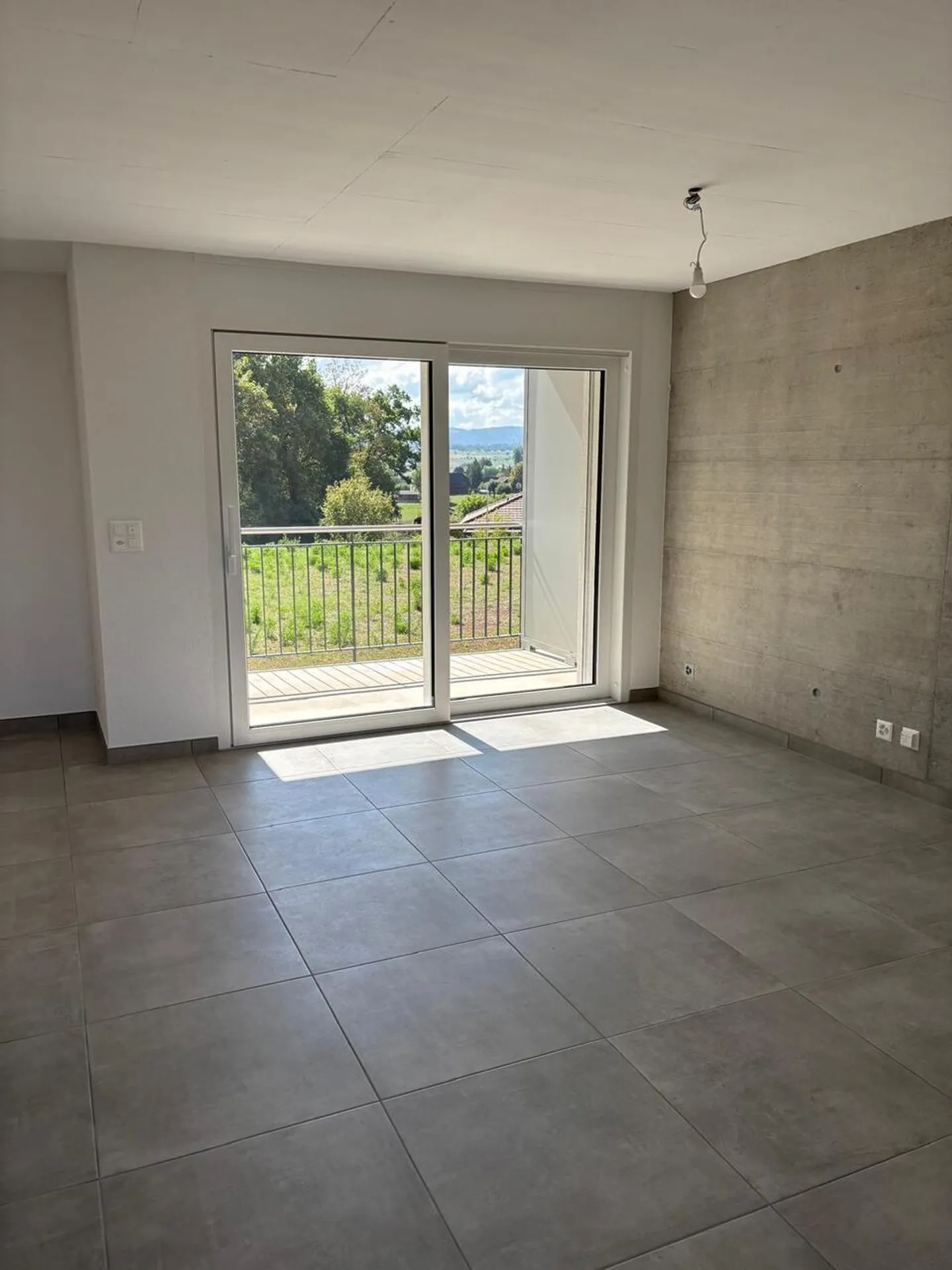 Appartement adapté en nature - Photo 4 sur 12
