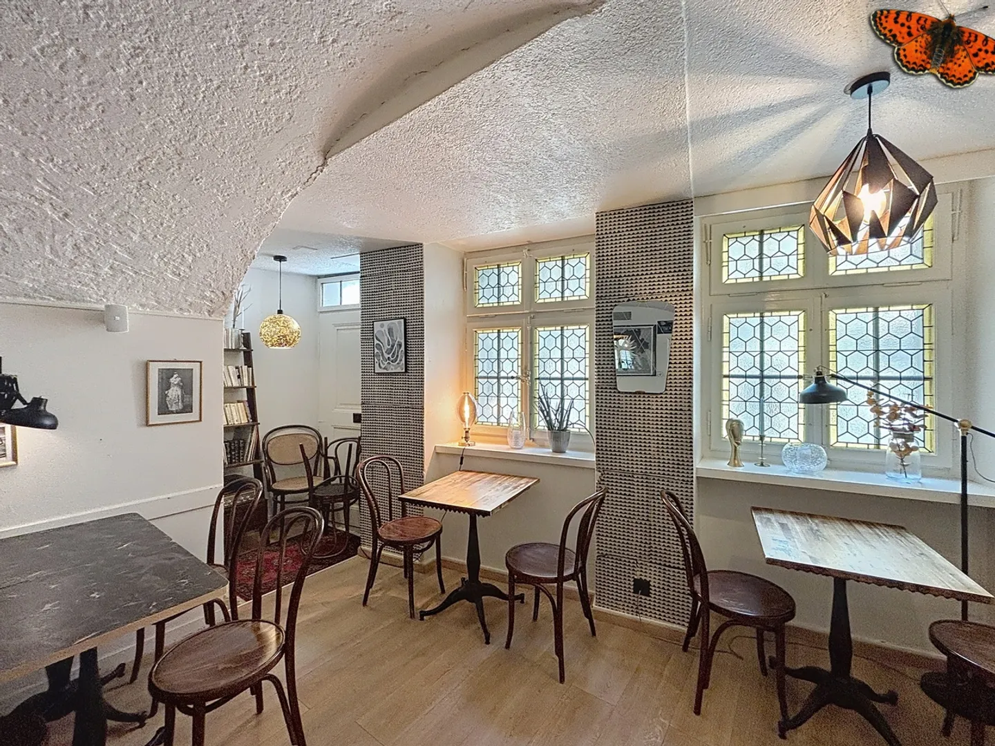 In vendita: Edificio storico a uso misto nel cuore di Friburgo - Foto 7 di 34