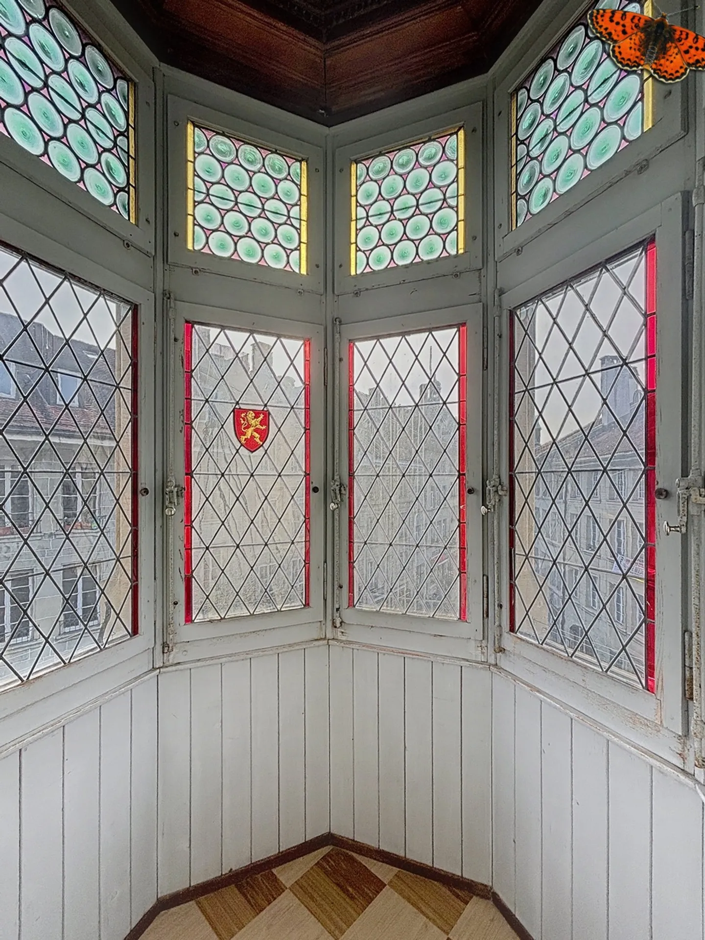 In vendita: Edificio storico a uso misto nel cuore di Friburgo - Foto 13 di 34