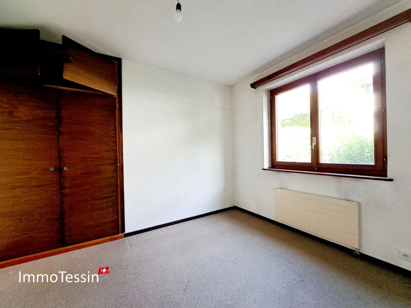 Affascinante casa plurifamiliare con 2 appartamenti a Malvaglia vicino a Biasca e al Passo Lukmanier in vendita - Foto 12 di 13