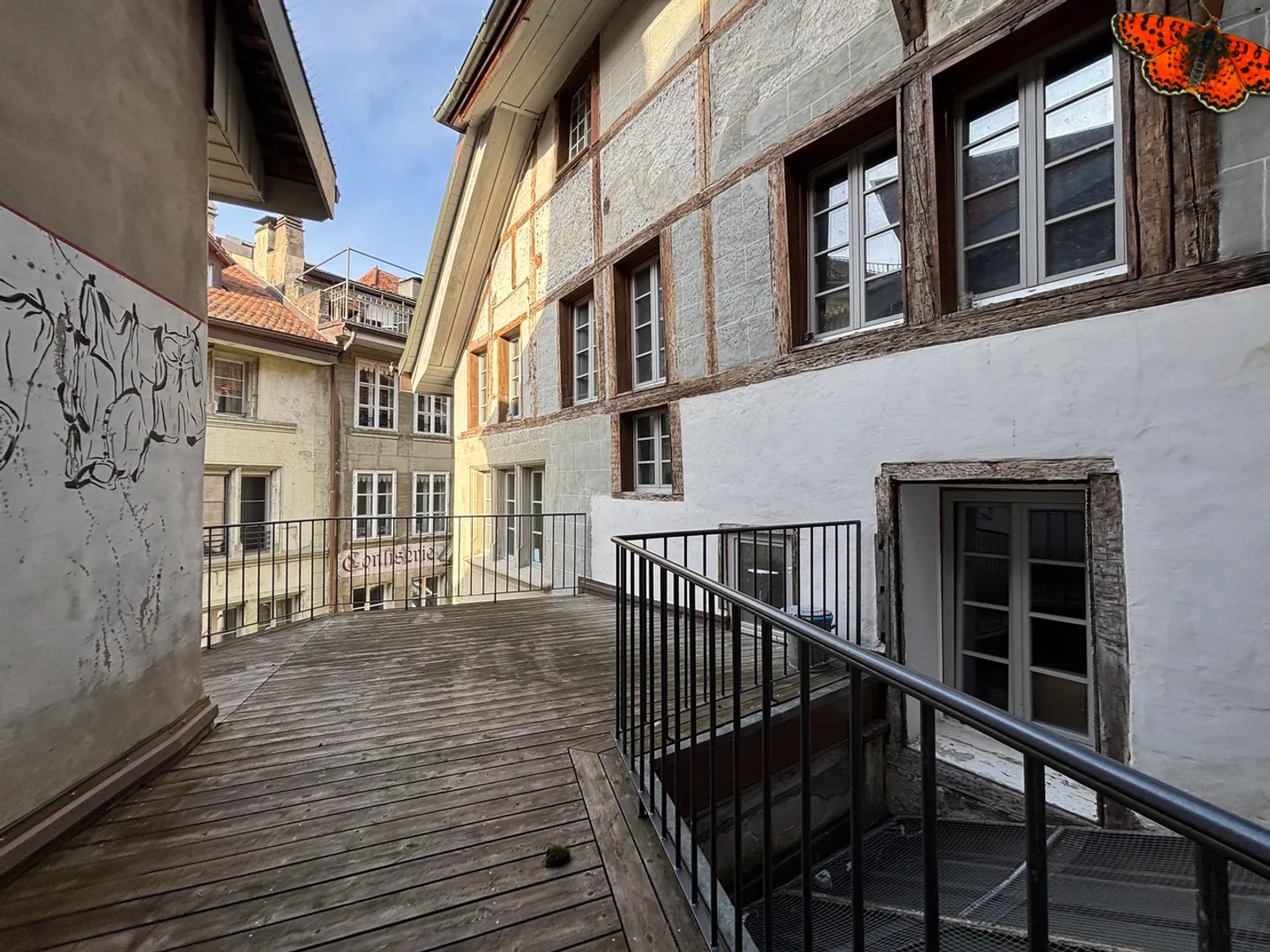 In vendita: Edificio storico a uso misto nel cuore di Friburgo - Foto 31 di 34