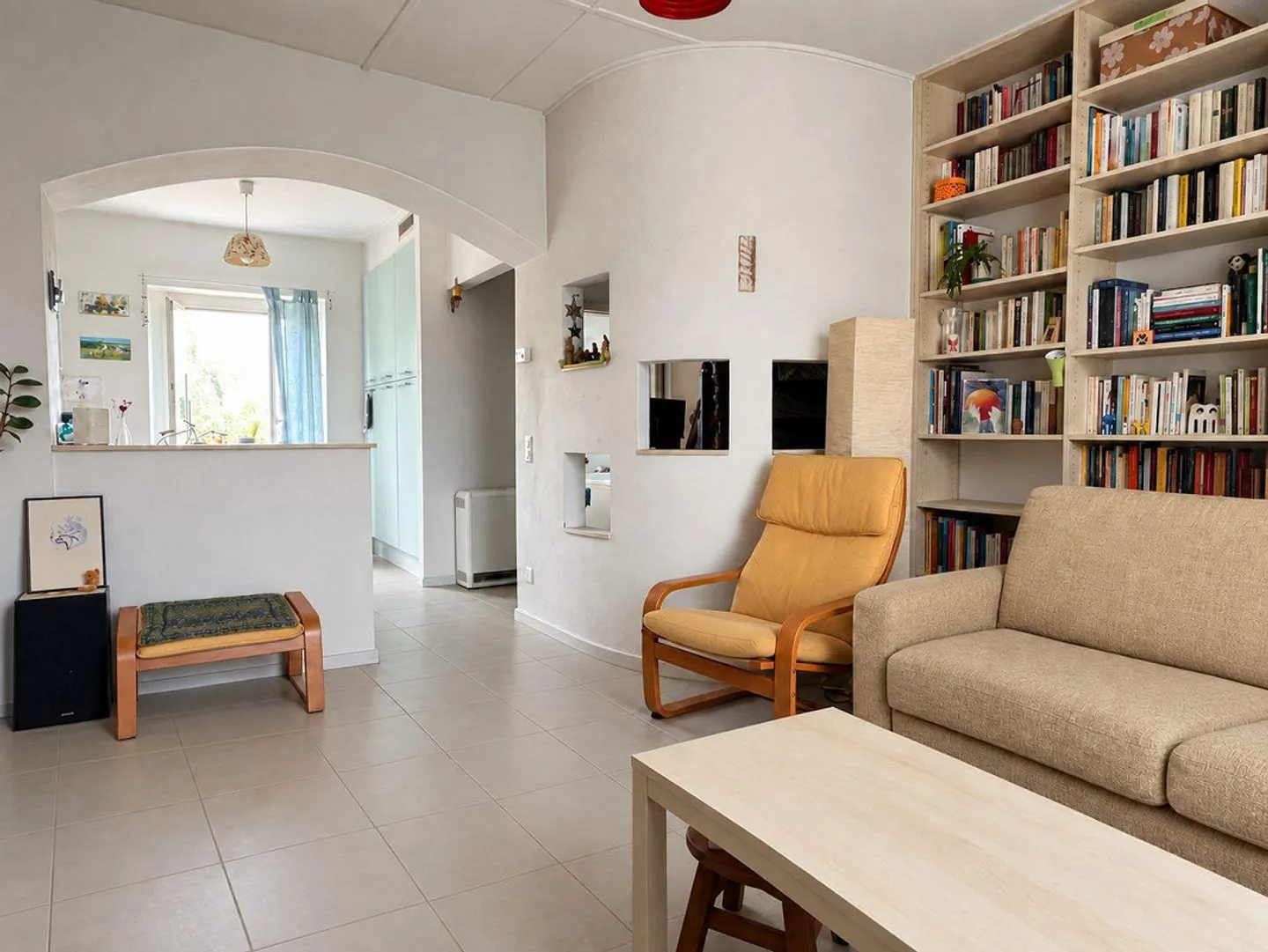 Petite maison bifamiliale à rénover avec rustique et jardin - Photo 3 sur 19