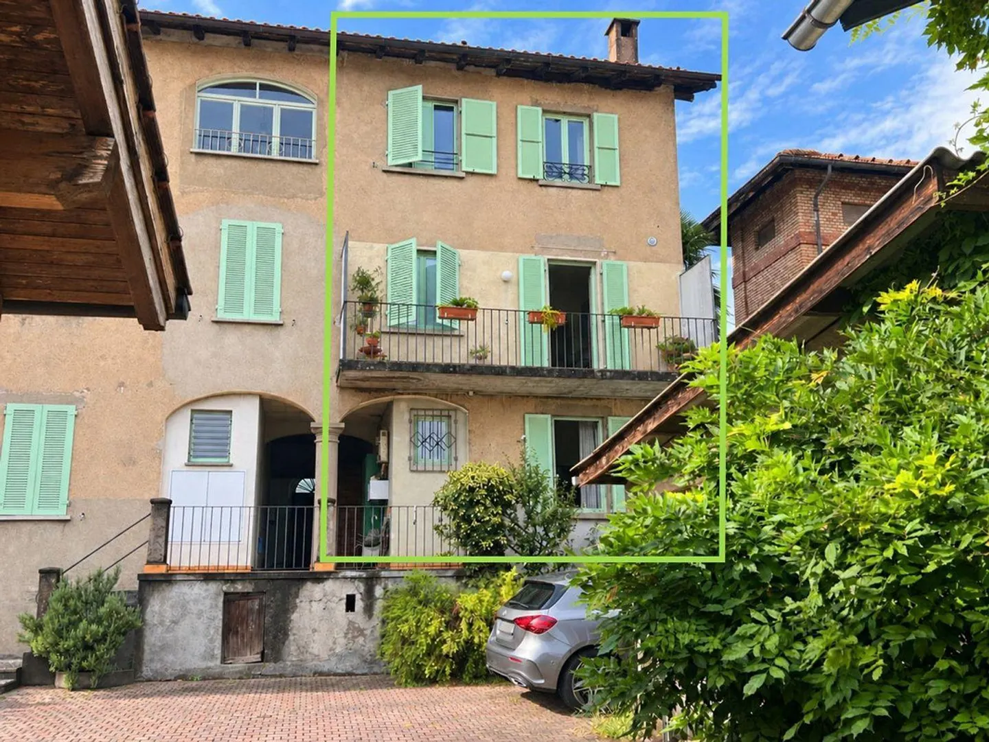 Petite maison bifamiliale à rénover avec rustique et jardin - Photo 16 sur 19