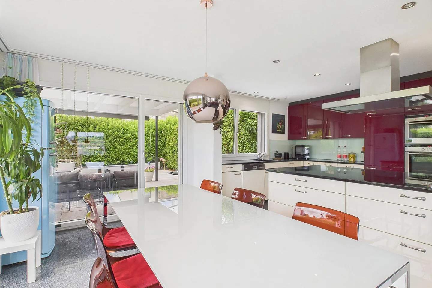 Single Family House with Beautiful Lake View - Photo 3 of 5