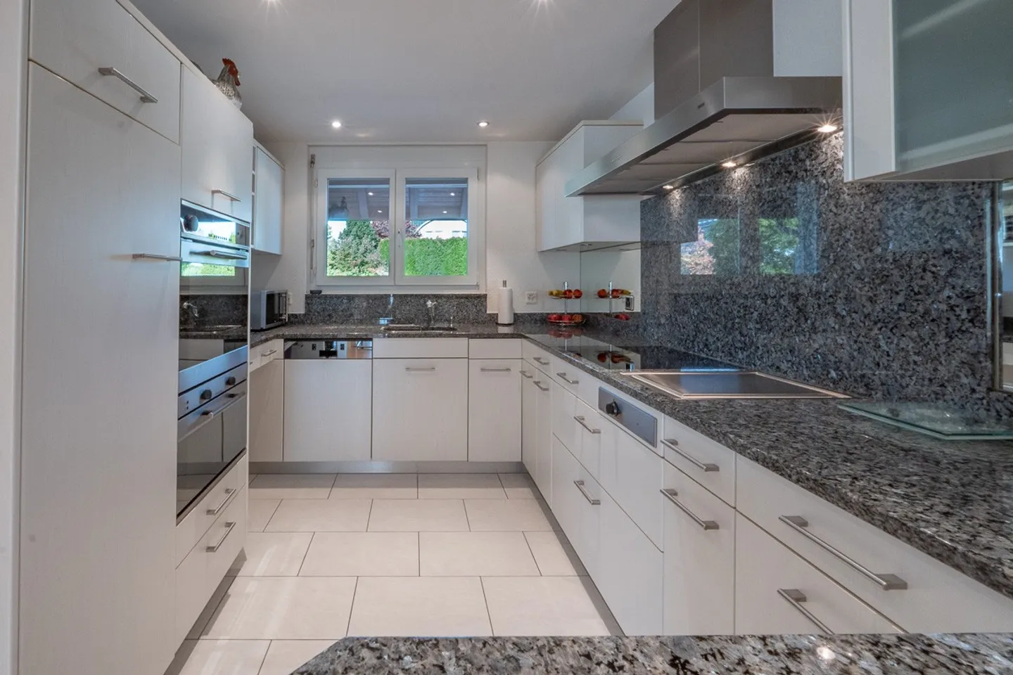 Casa unifamiliare a schiera di 5,5 stanze ben tenuta - Foto 6 di 13