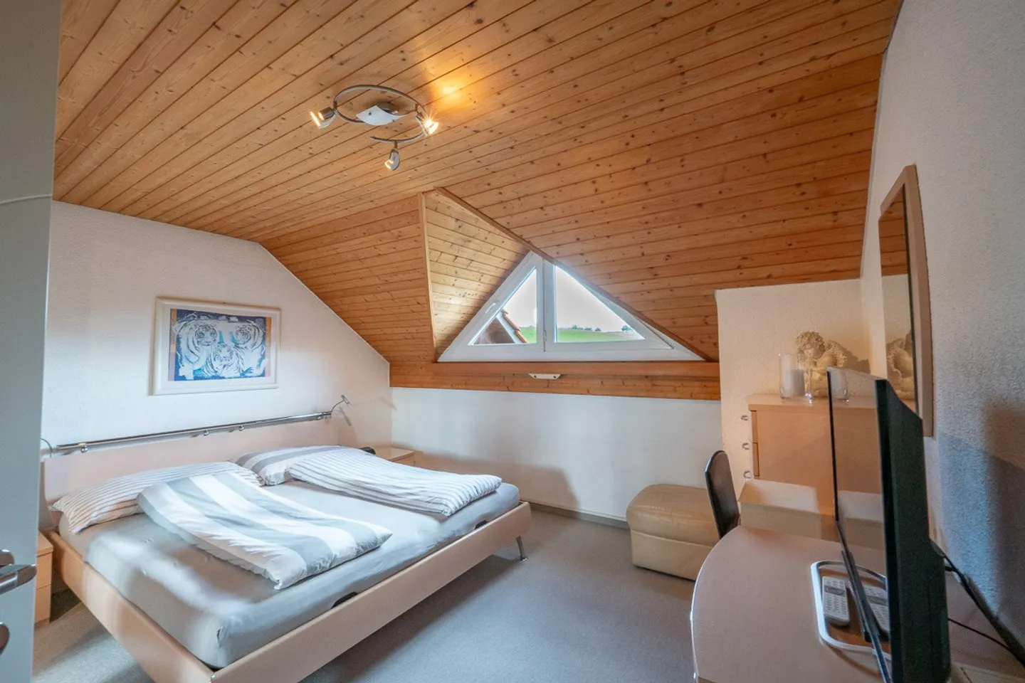 Casa unifamiliare a schiera di 5,5 stanze ben tenuta - Foto 7 di 13