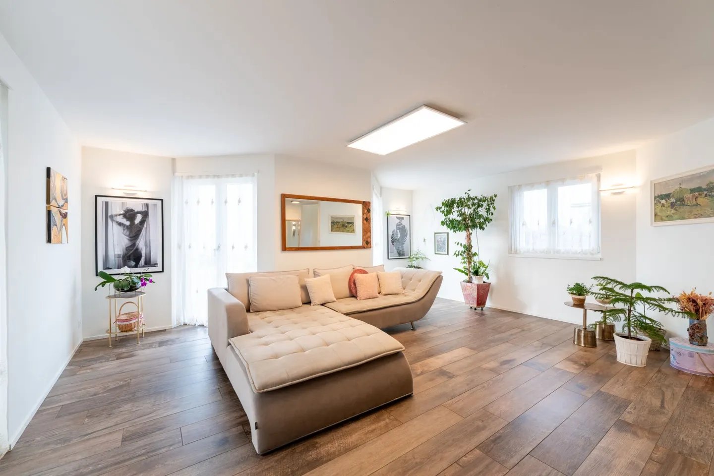 Living with a View in Büron LU - Photo 1 of 26