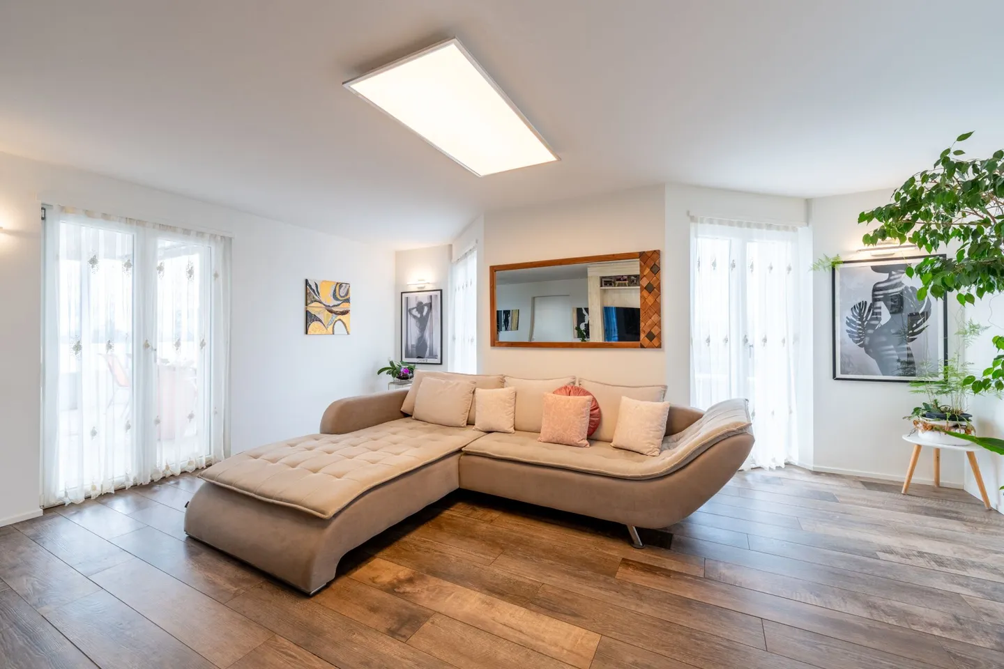 Living with a View in Büron LU - Photo 4 of 26