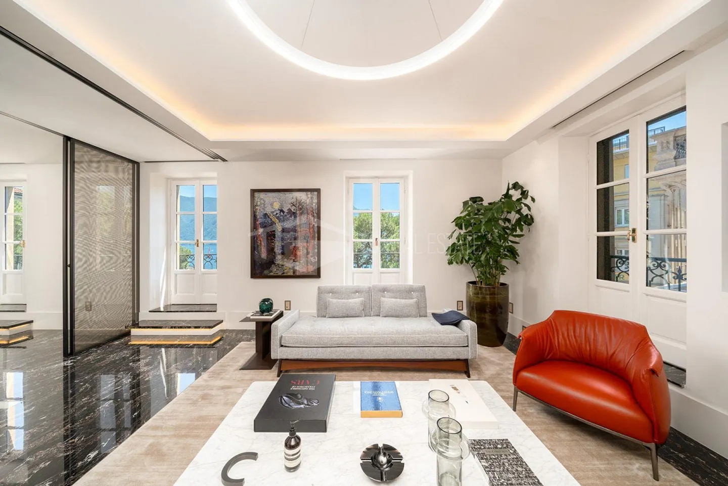UNIQUE PROPERTY IN THE HEART OF LUGANO – PIAZZA REZZONICO - Photo 6 of 16