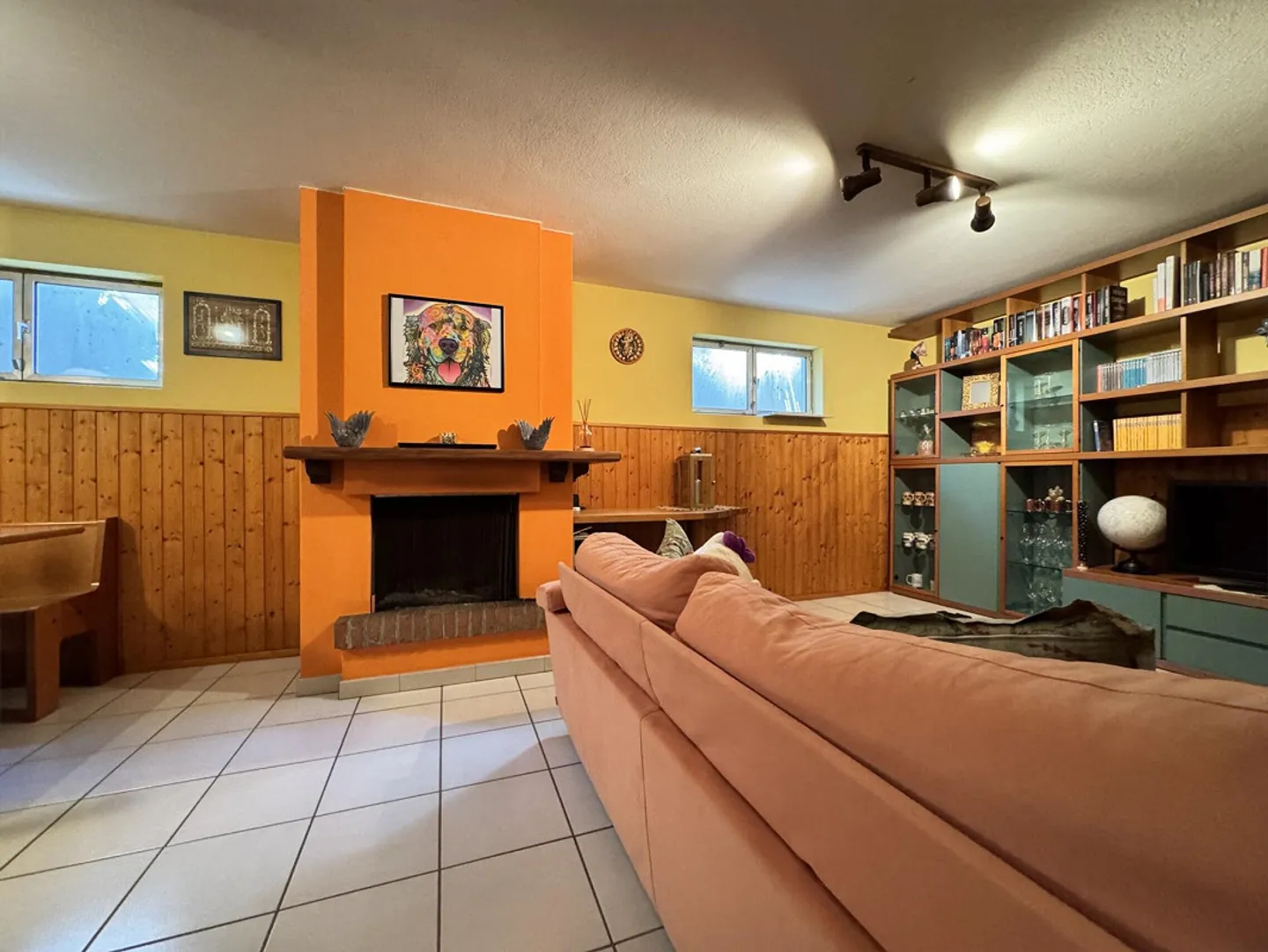 Schöne 4.5-Zimmer-Villa mit Garten und Grotte in Novazzano - Foto 9 von 11