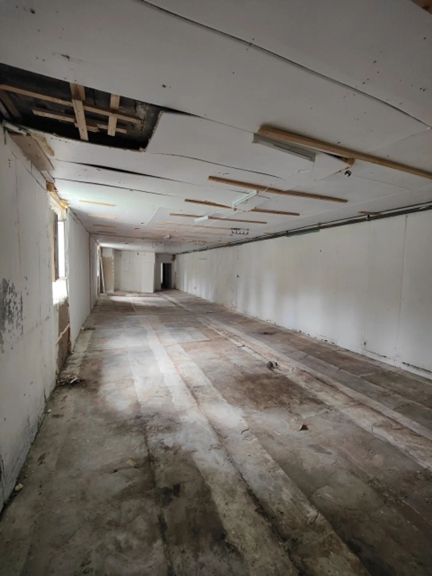 Espace de stockage à louer - Photo 3 sur 9