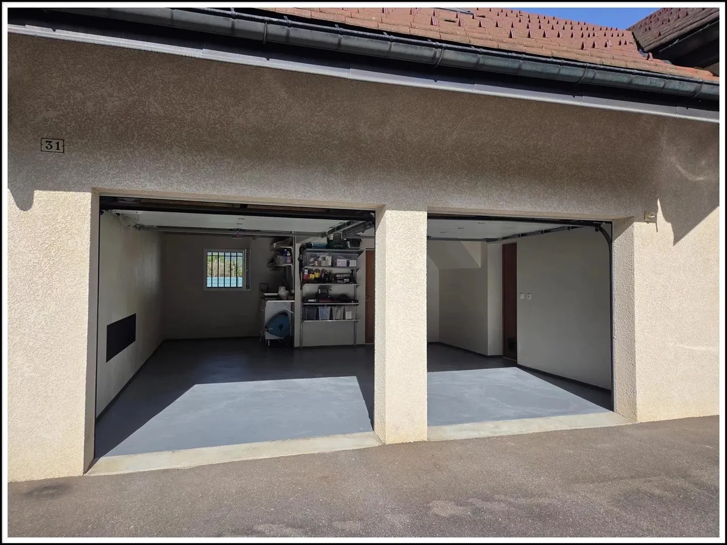 Villa with 10 rooms - Photo 8 of 8