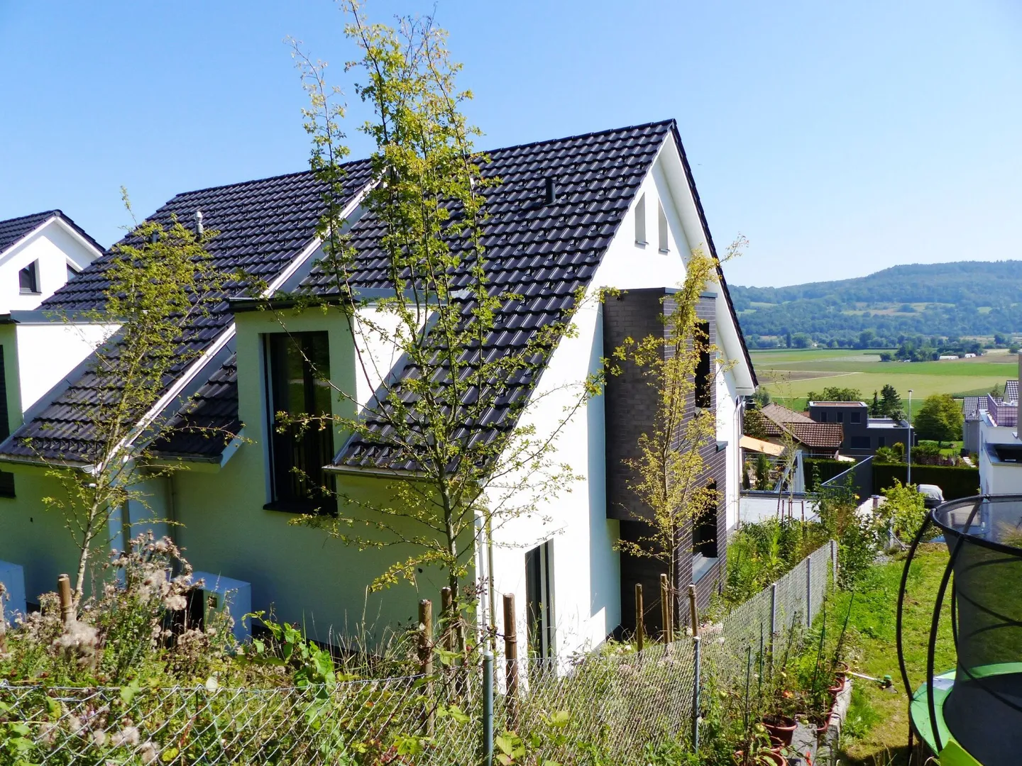 Casa unifamiliare angolare 5.5 stanze di nuova costruzione con vista lontana attraente - Foto 1 di 19