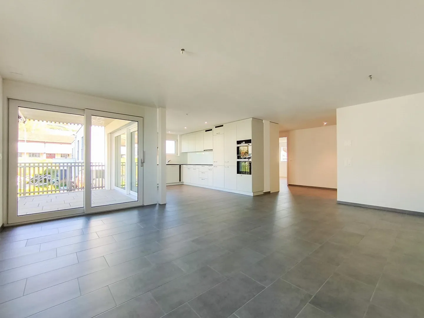 Modernes Apartment in ruhiger Lage - Foto 3 von 13