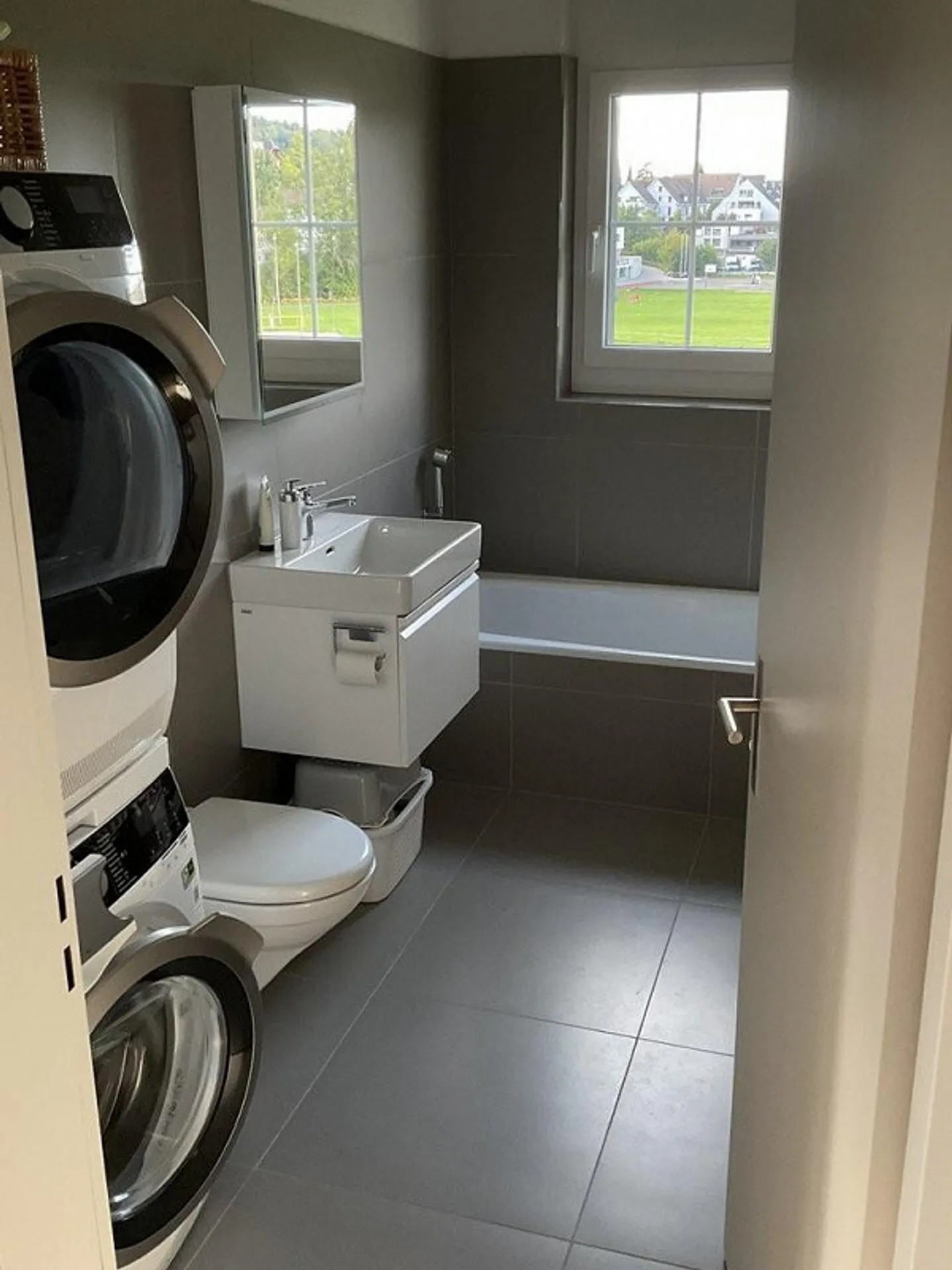 Appartement de 3,5 pièces à louer à Obfelden - Photo 2 sur 8