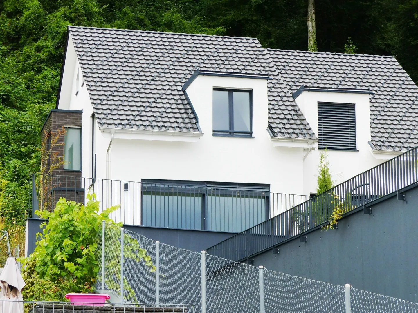 Casa unifamiliare angolare 5.5 stanze di nuova costruzione con vista lontana attraente - Foto 18 di 19