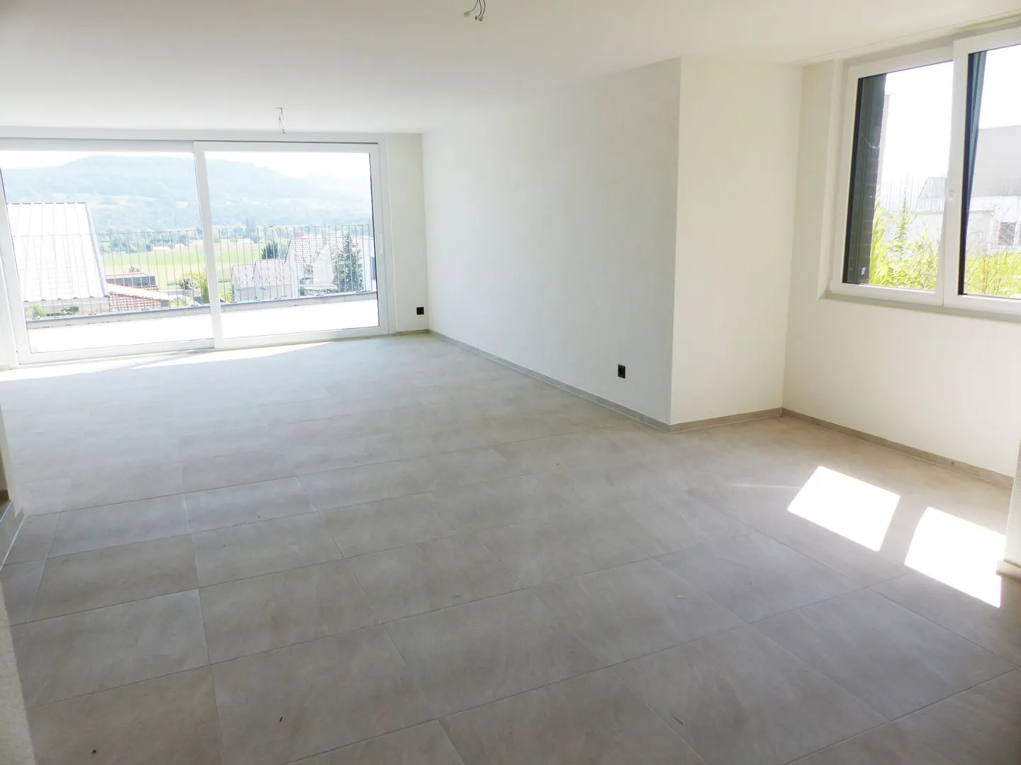 Casa unifamiliare angolare 5.5 stanze di nuova costruzione con vista lontana attraente - Foto 7 di 19
