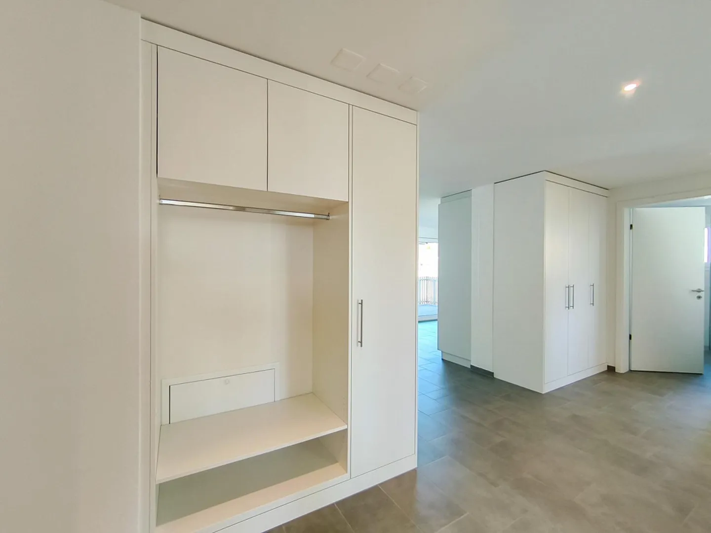 Modernes Apartment in ruhiger Lage - Foto 8 von 13