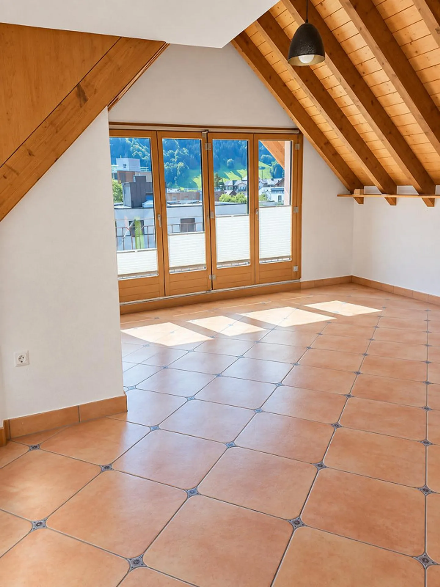 Appartement sous les combles de 5,5 pièces - Photo 6 sur 15