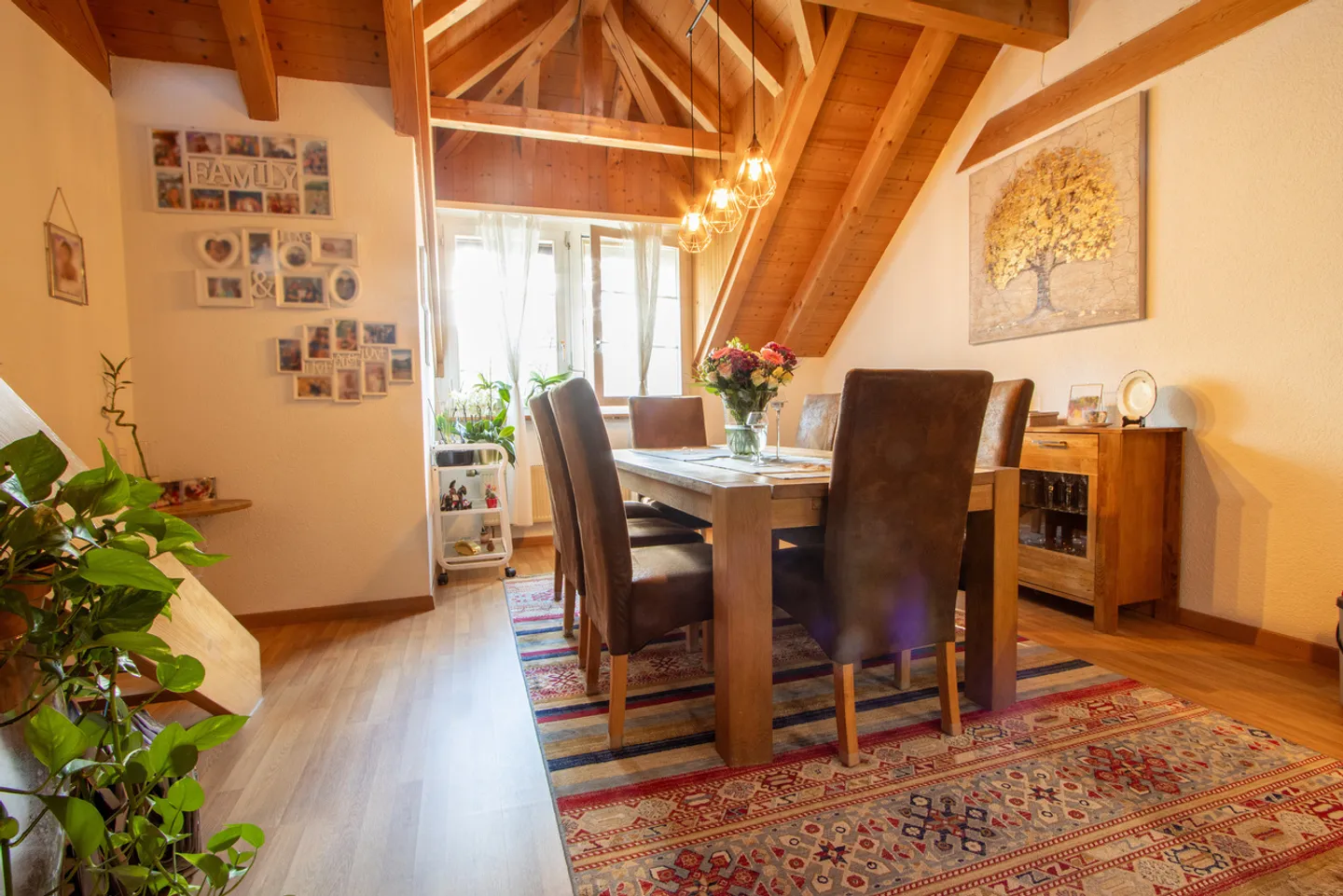 4.5-Room Gallery Apartment with Charm - Photo 4 of 10