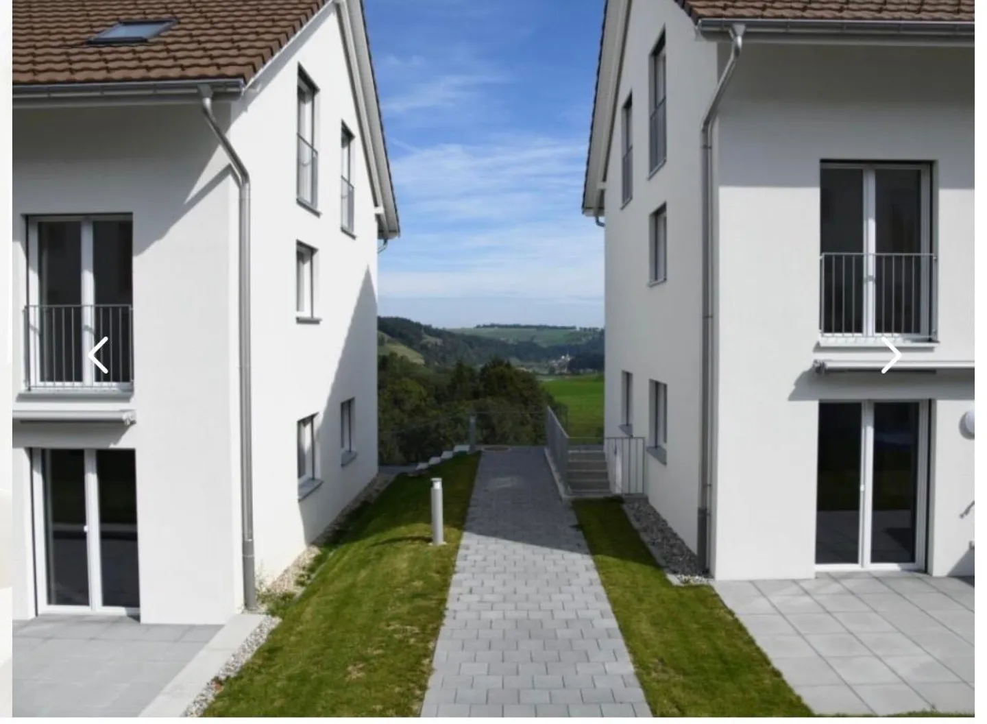 Modernes Eckhaus mit Garten - Foto 11 von 12