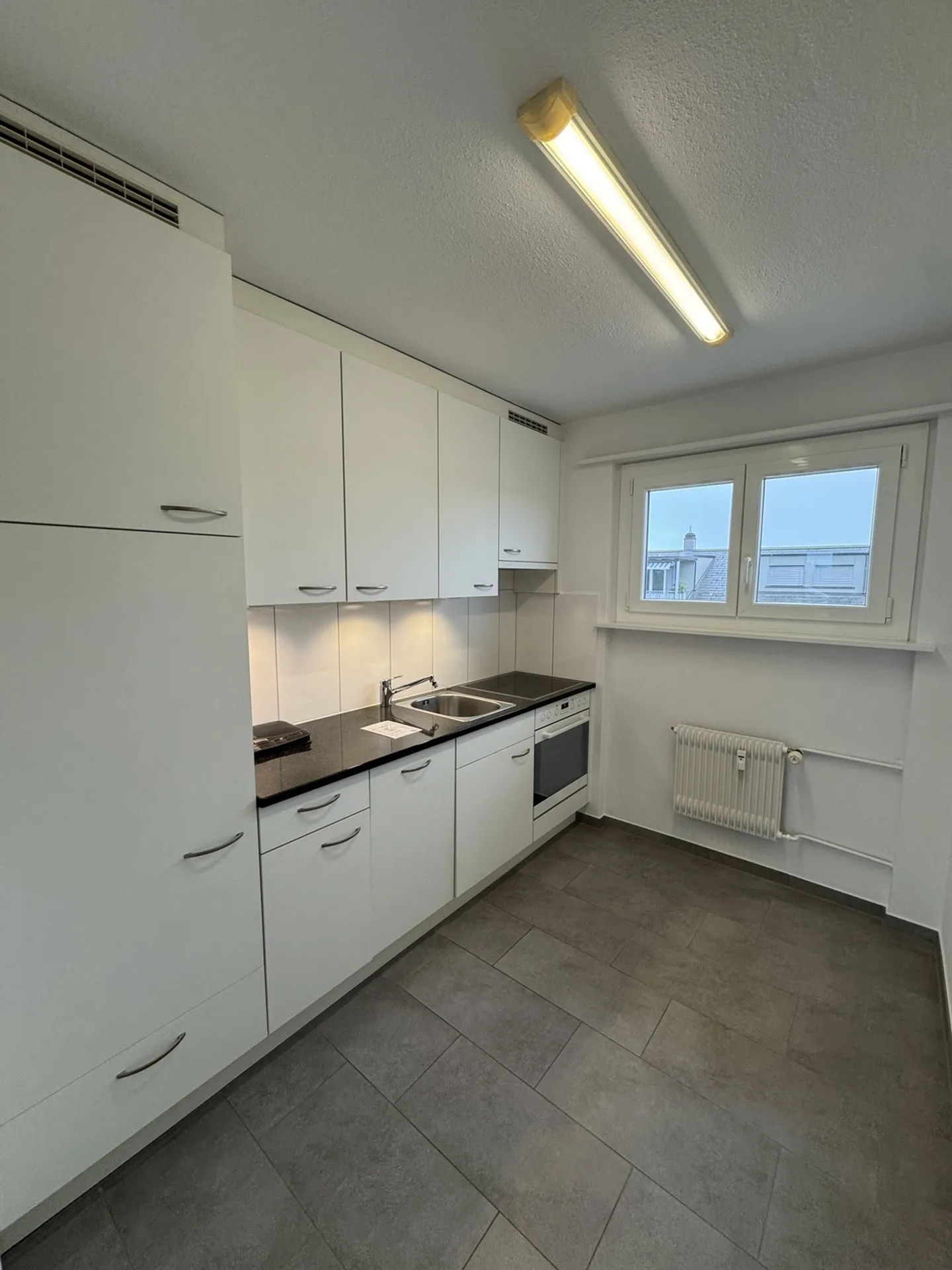 Ampio appartamento di 4 stanze a Kirchberg - Foto 2 di 5