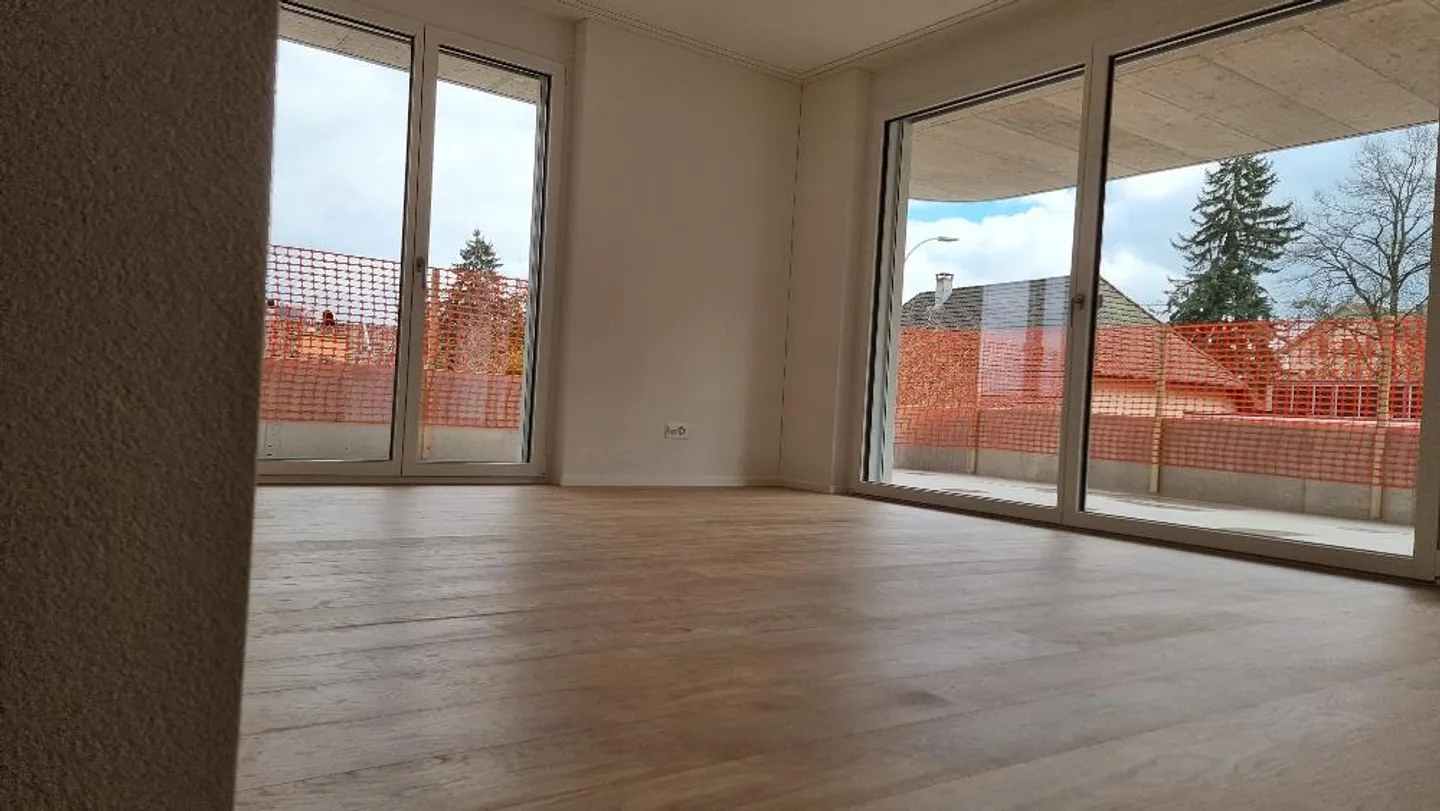 Beautiful 4.5 Room Apartment First Occupancy - Photo 4 of 9