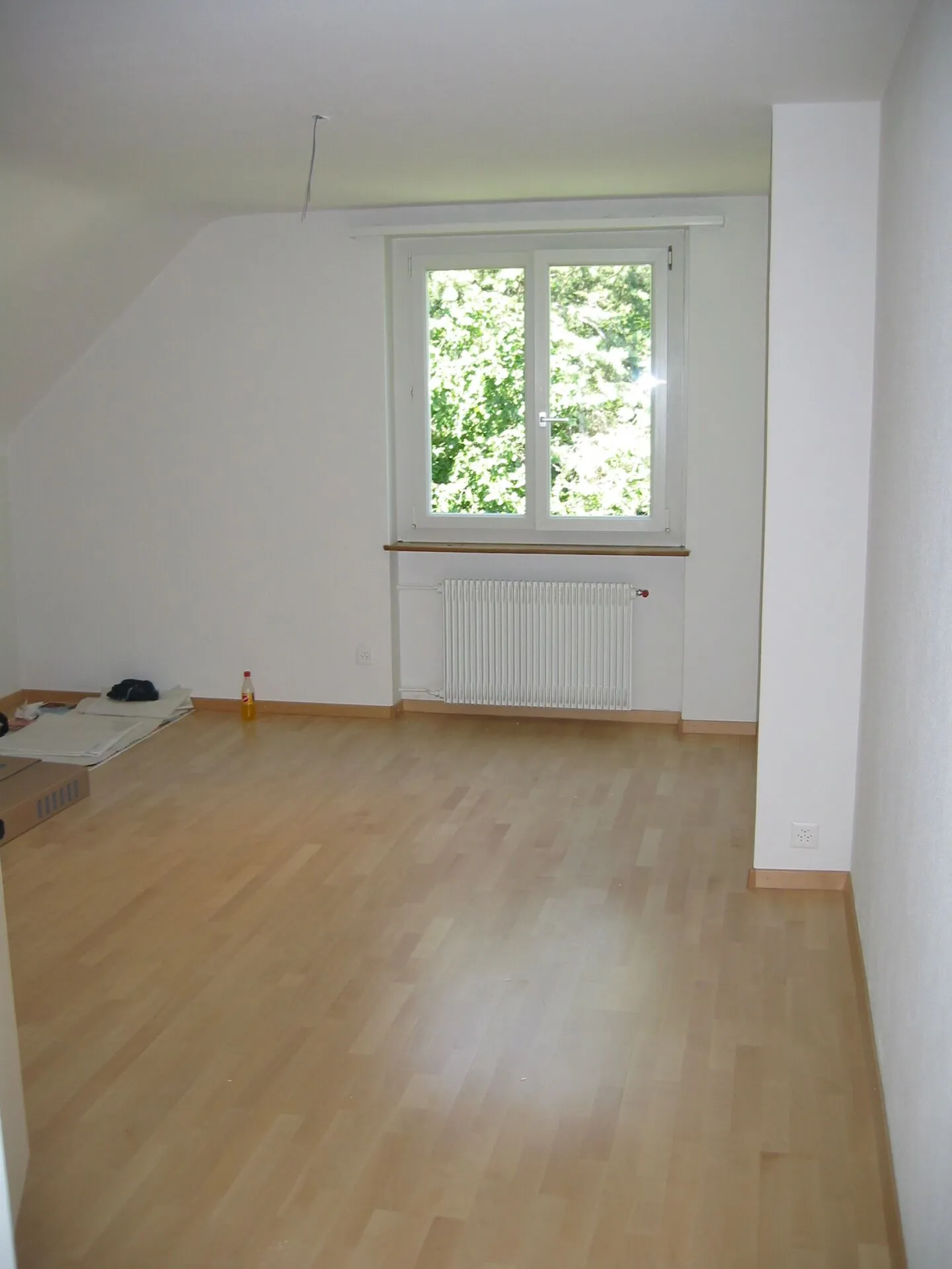 Partially renovated 4-room apartment in Liebefeld for rent! - Photo 10 of 14