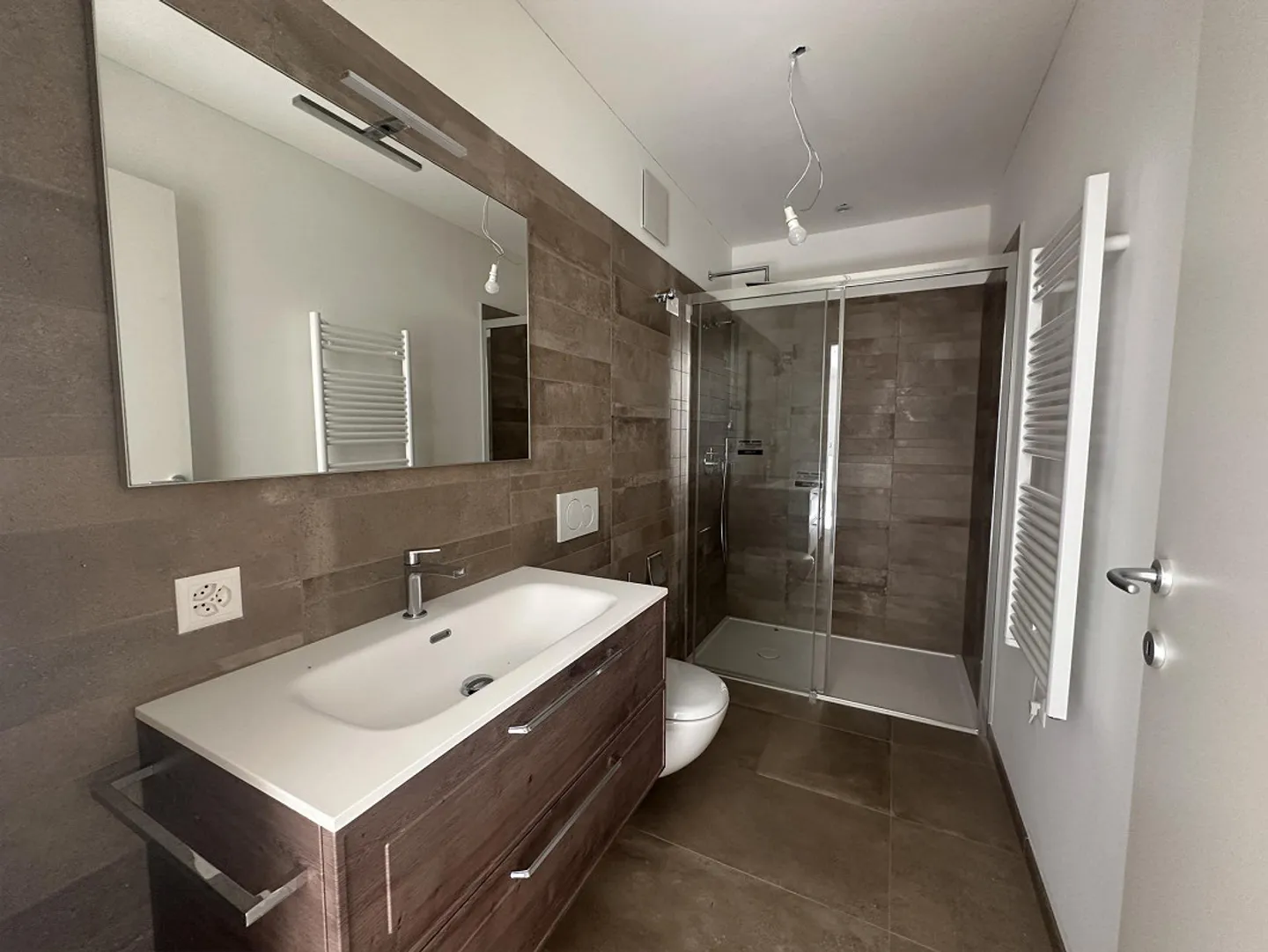 3.5-room first letting – bright interiors, private loggia and modern comfort in Breganzona - Photo 5 of 8