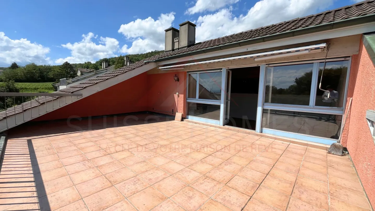 Raro a Neuchâtel: Duplex familiare di 149 m², terrazza, giardino e doppio garage - Foto 4 di 17