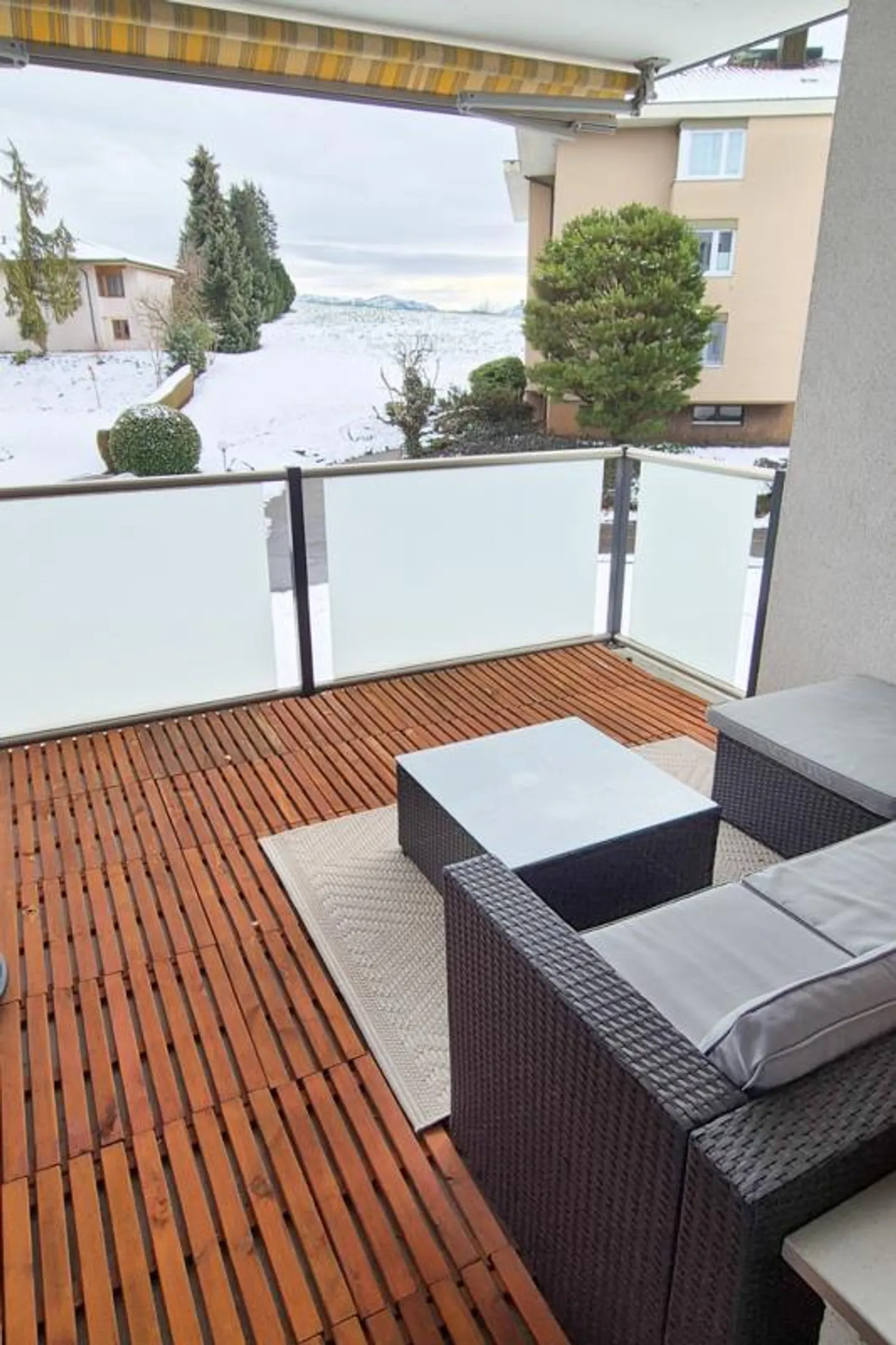 Surrounded by Nature: Green Space, Lake and Mountains Right by the House - Photo 7 of 9