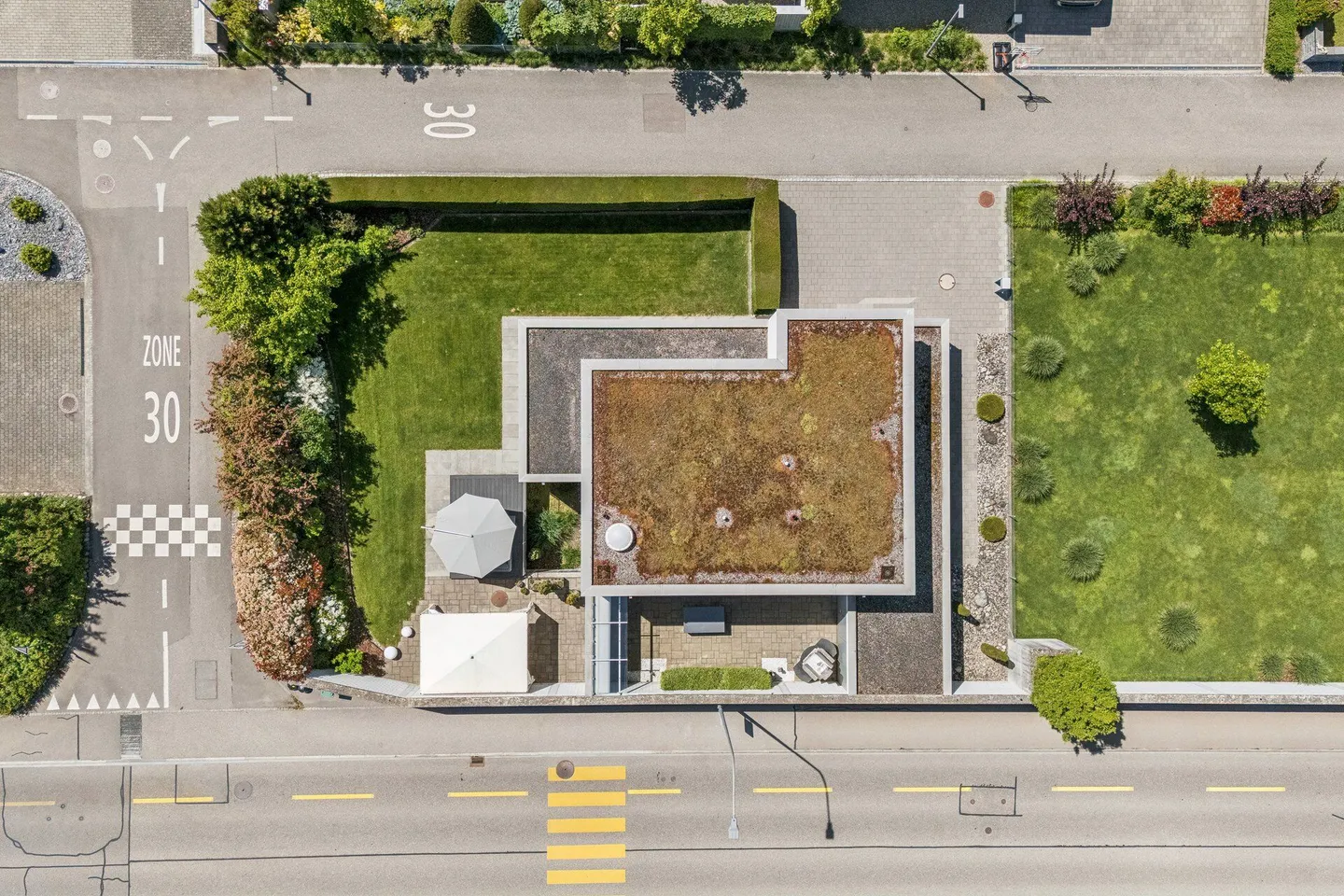 Architecture moderne avec un haut niveau de développement - Photo 4 sur 24