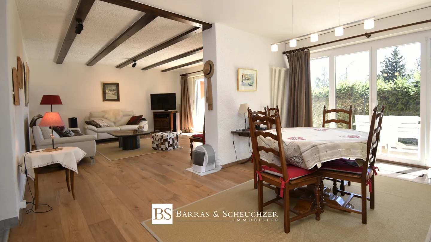 Spacious renovated garden-level apartment with 3 parking spaces included - Photo 1 of 16