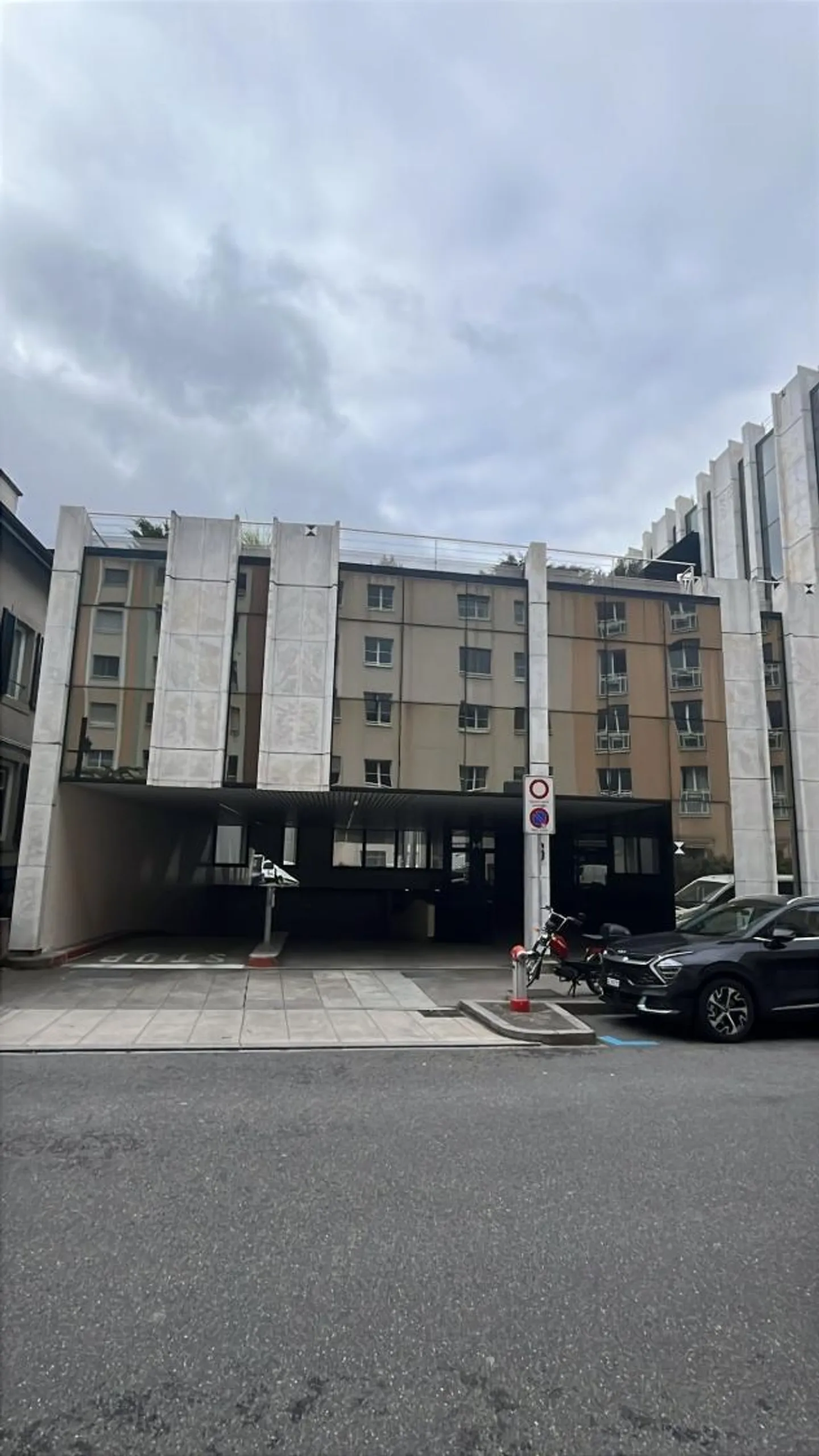 Posto Auto Sicuro - Foto 1 di 3