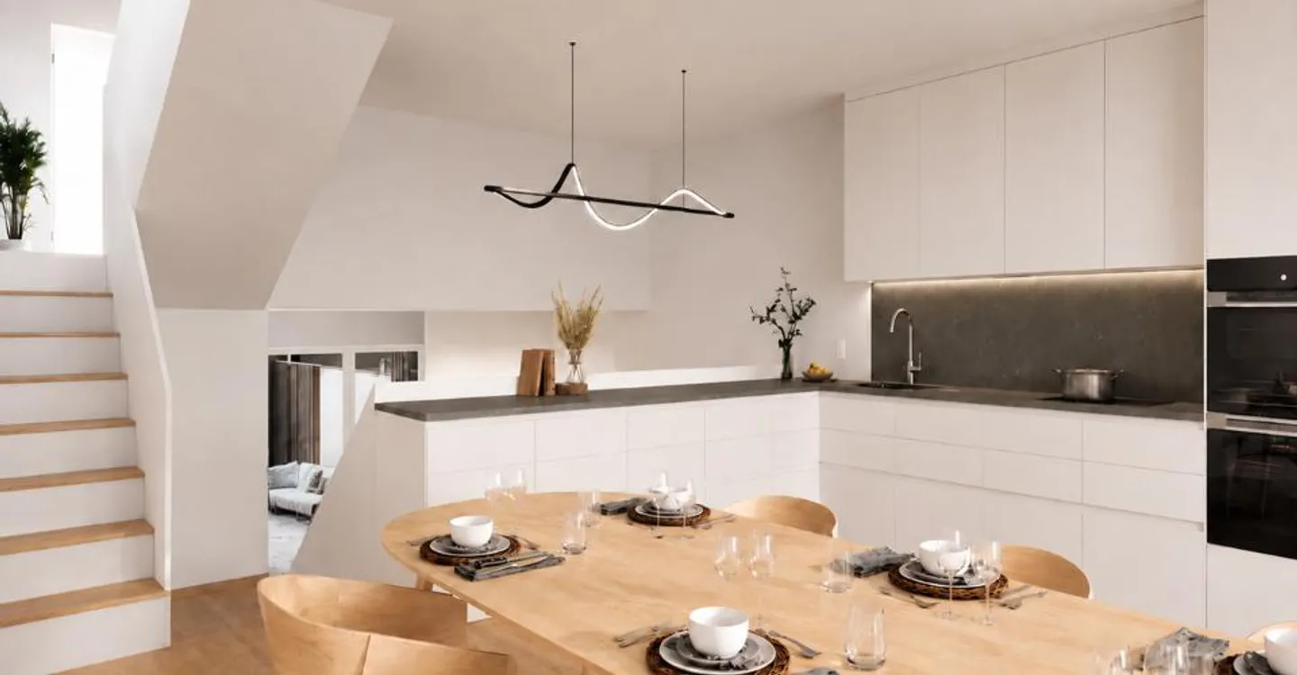 Contemporary End Villa - Photo 6 of 9
