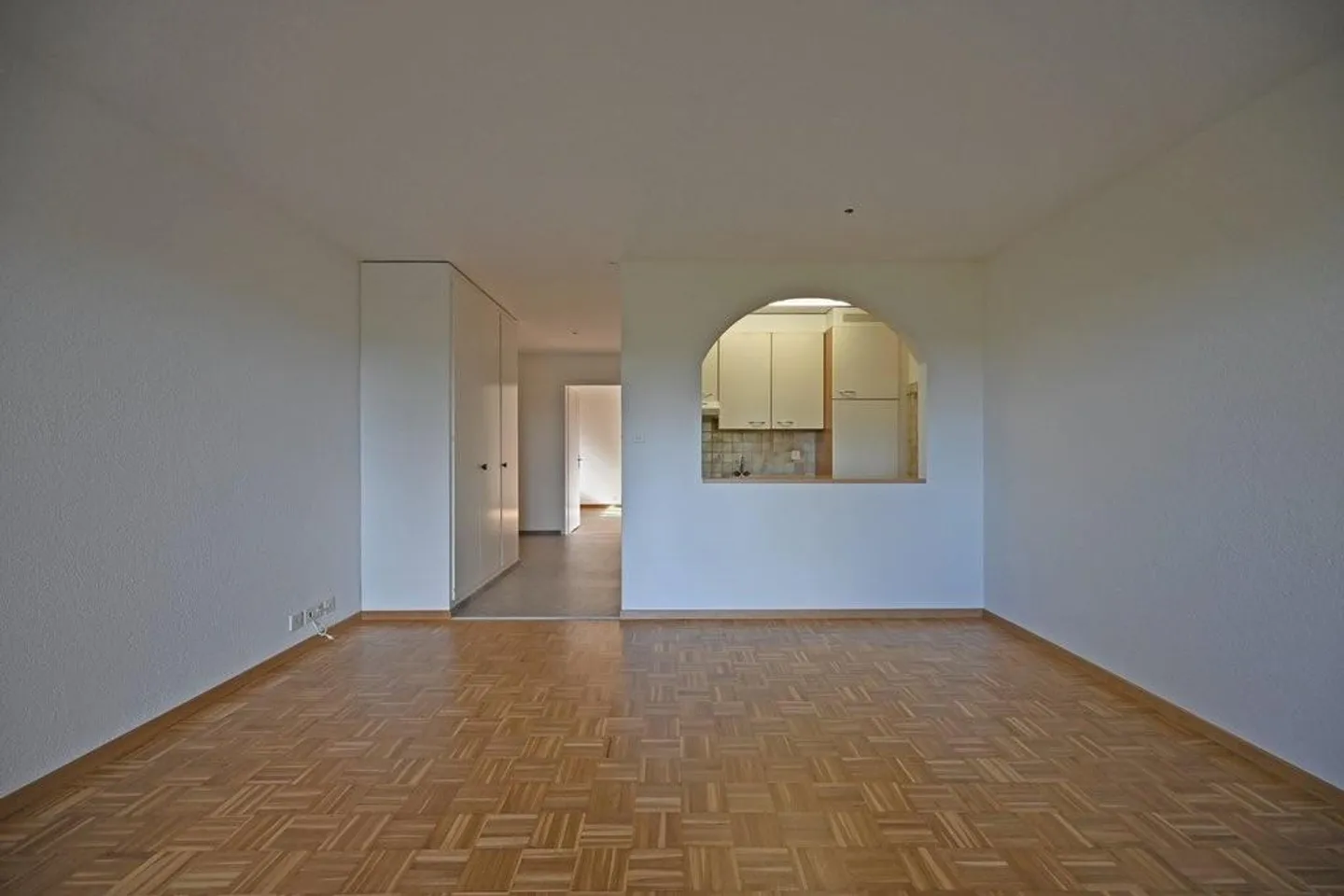 Looking for a new home? - Photo 4 of 10