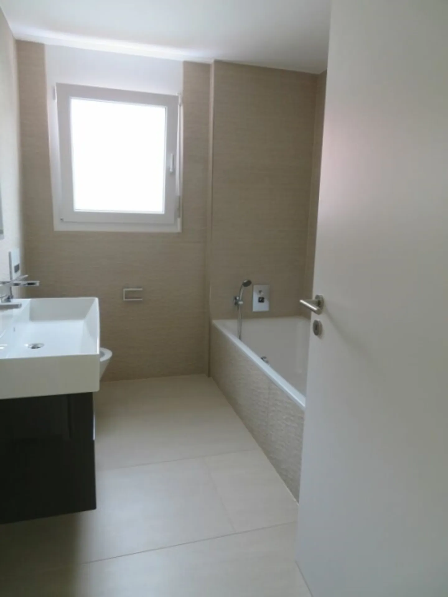 Wohnung mieten - Foto 3 von 8