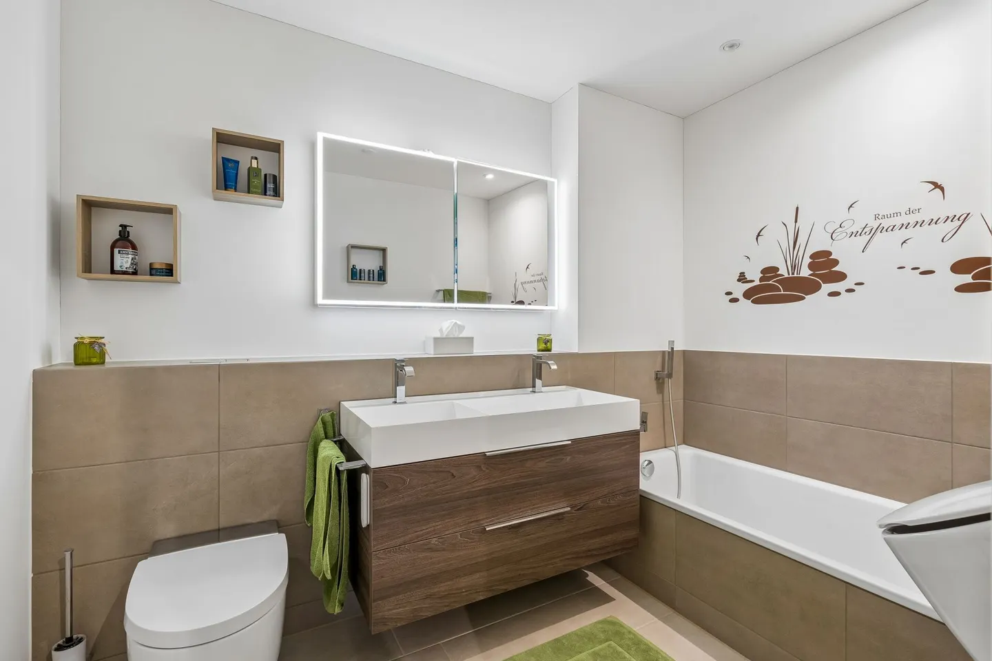 High-quality 3.5 room apartment with large balcony - Photo 8 of 14