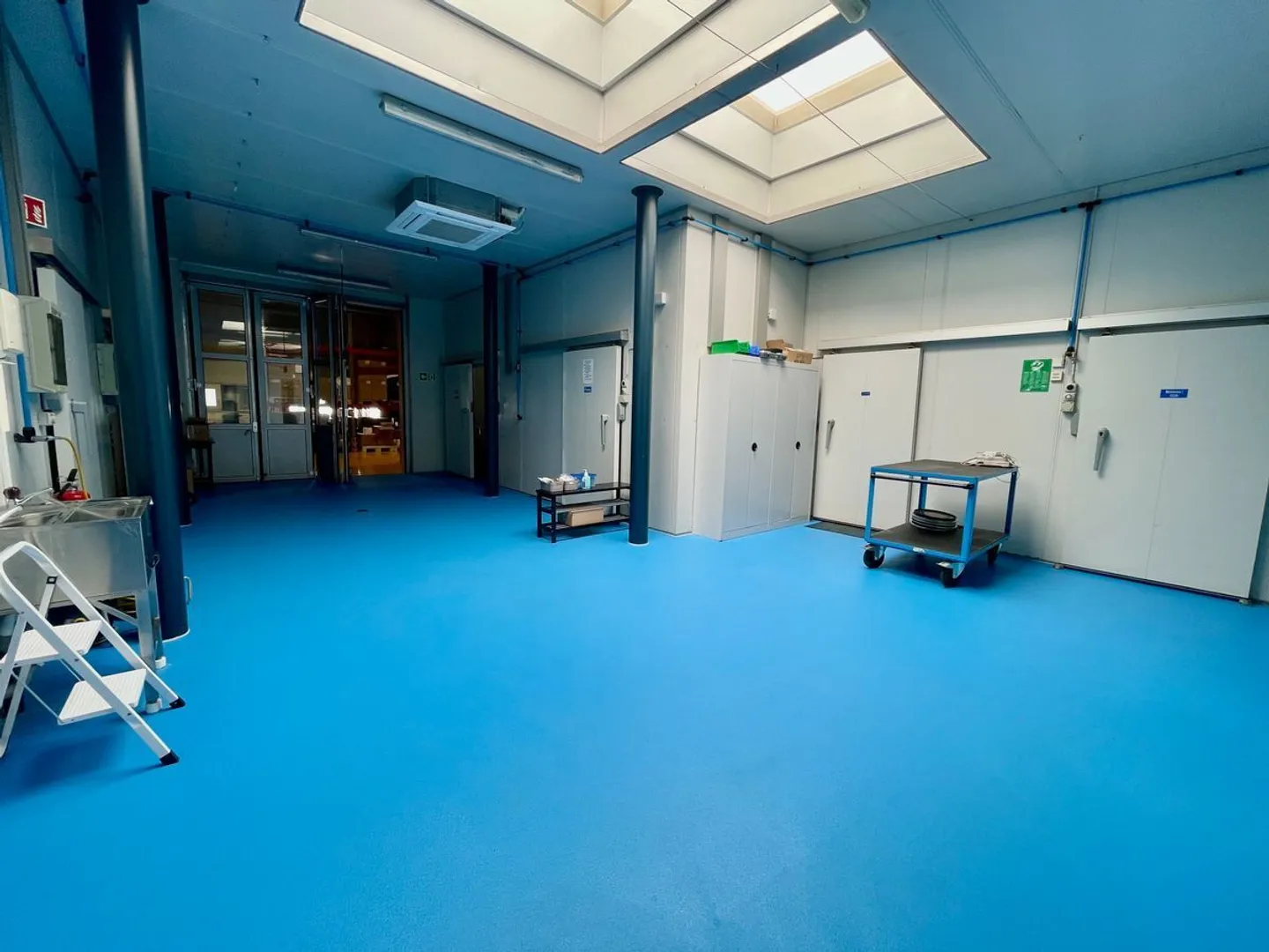 Mischgenutztes Gebäude kaufen - Foto 6 von 11