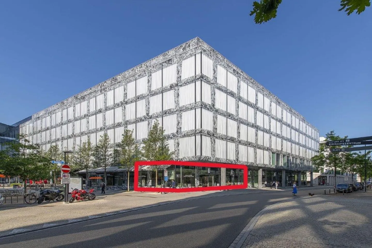 Spazio commerciale attraente presso il «Richtiareal» - Foto 1 di 6