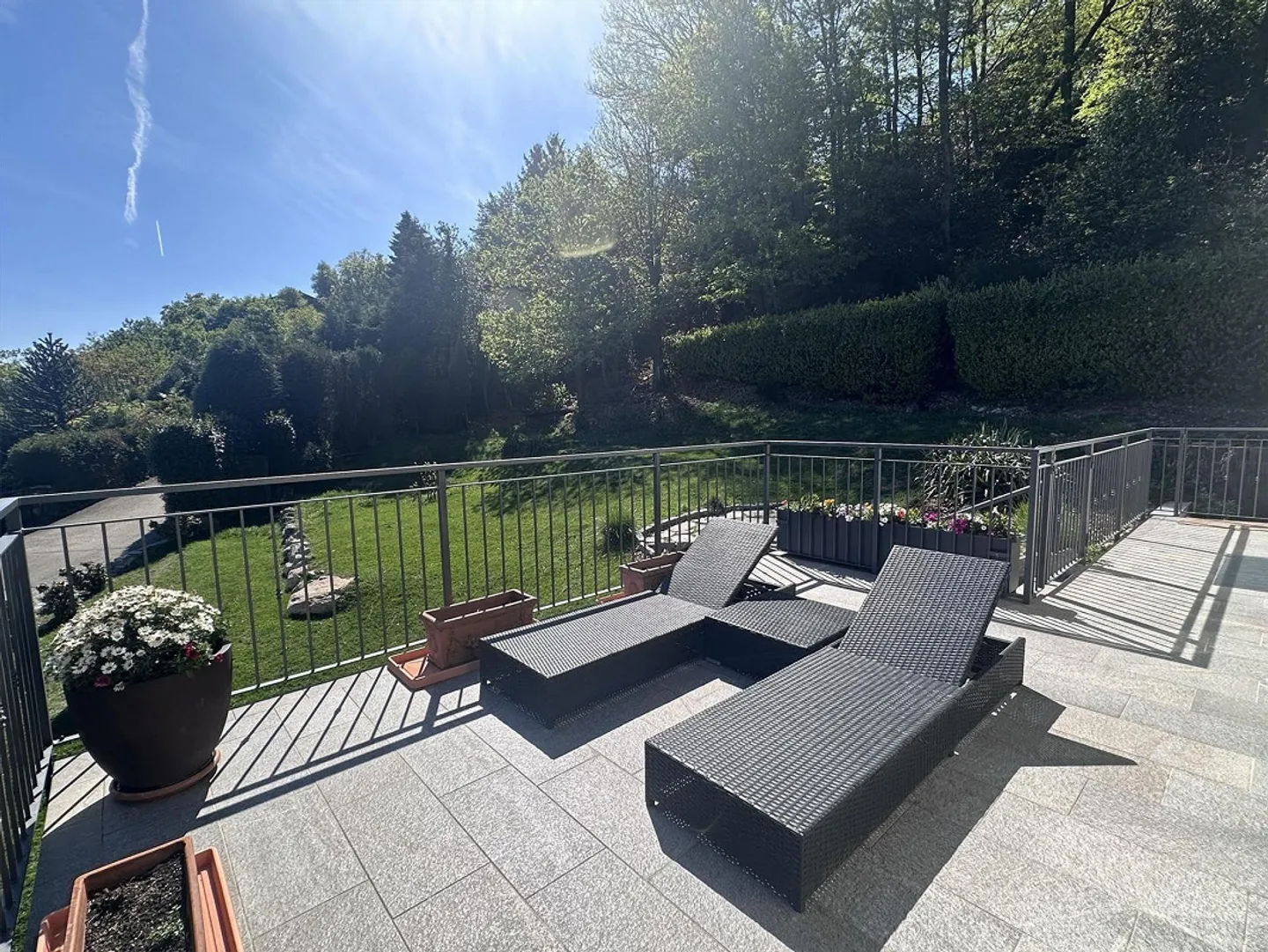 SPEKTAKULÄRES HAUS 5.5 MIT WUNDERSCHÖNEM SEEBLICK - Foto 7 von 13