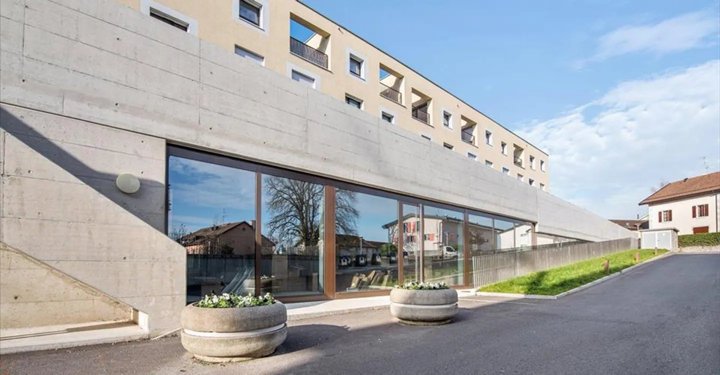 Negozio in affitto - Foto 2 di 8