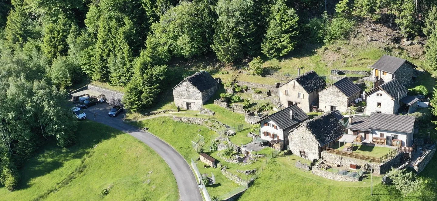 Rustico di 3 locali in una posizione molto tranquilla con vista - Foto 27 di 28