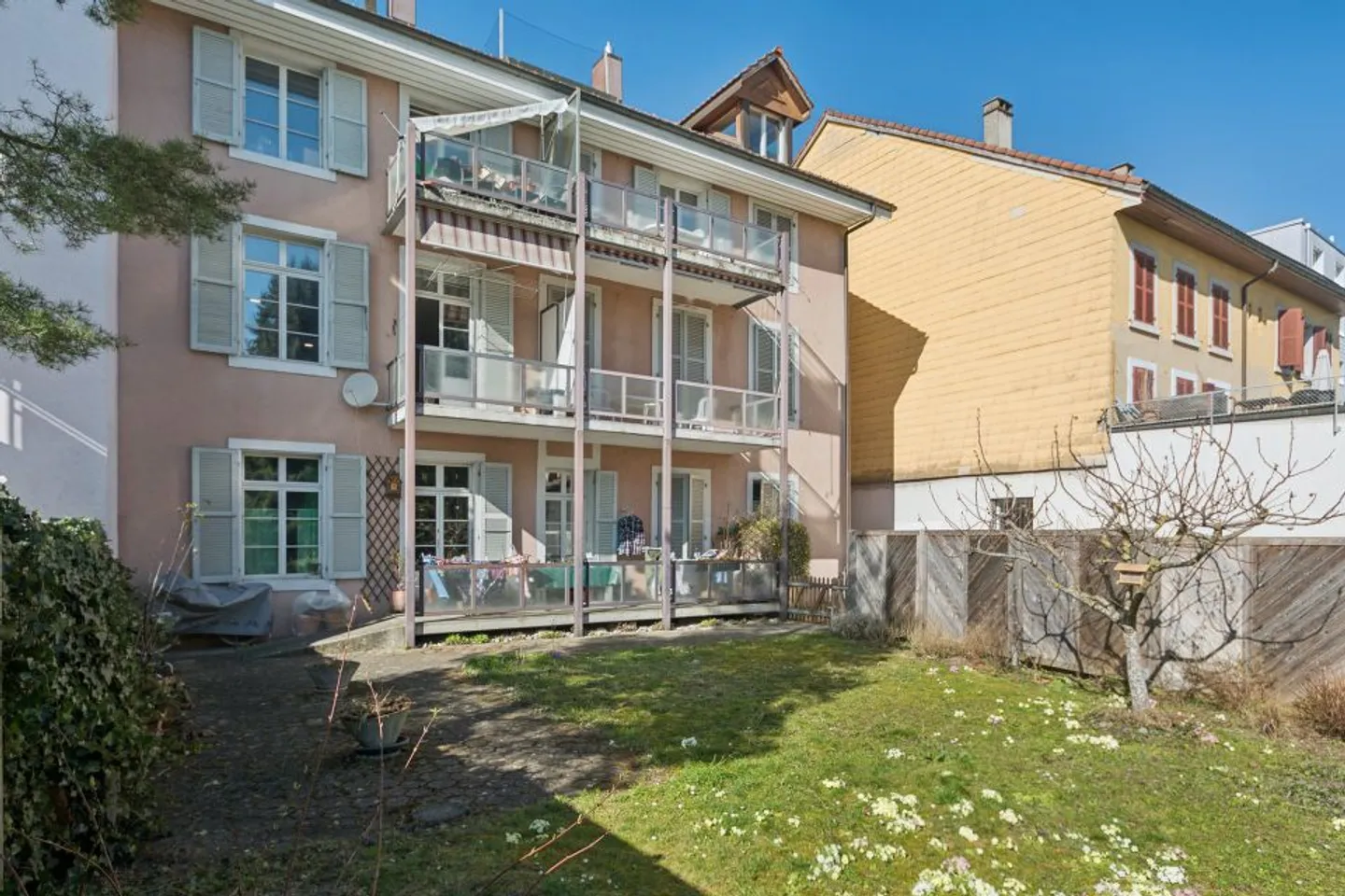 L'Armonia Urbana: Tra Luce e Personalizzazione Esclusiva - Foto 1 di 13