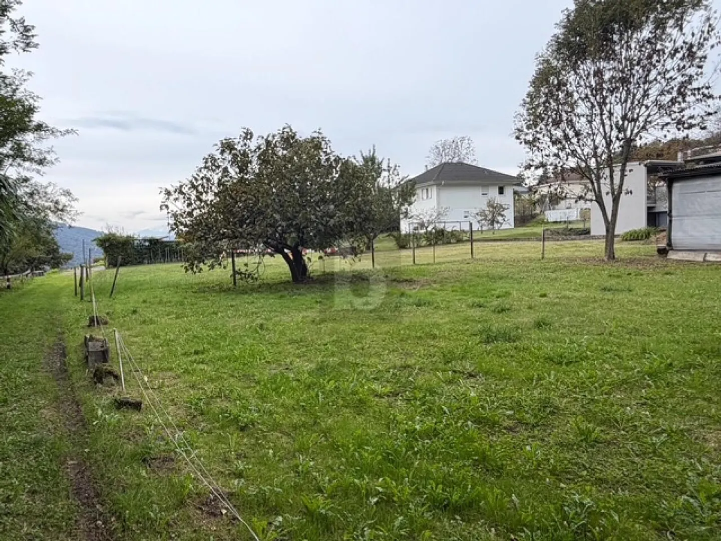 Tranquillo, soleggiato e idealmente situato - Foto 1 di 5