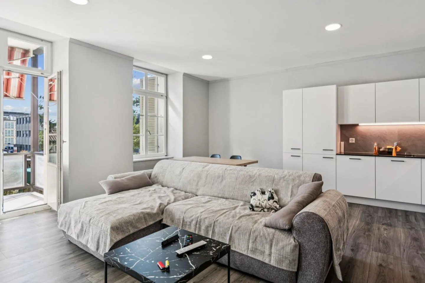 L'Armonia Urbana: Tra Luce e Personalizzazione Esclusiva - Foto 9 di 13