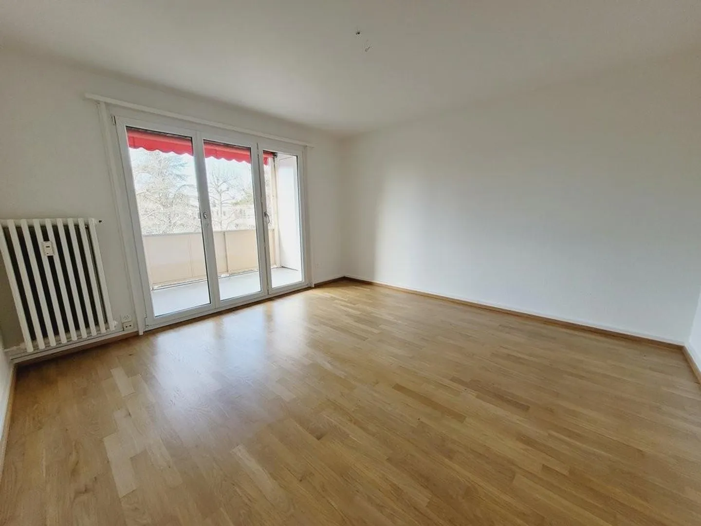 Appartamento di 4,5 stanze situato nel centro ad Allschwil - Foto 2 di 6