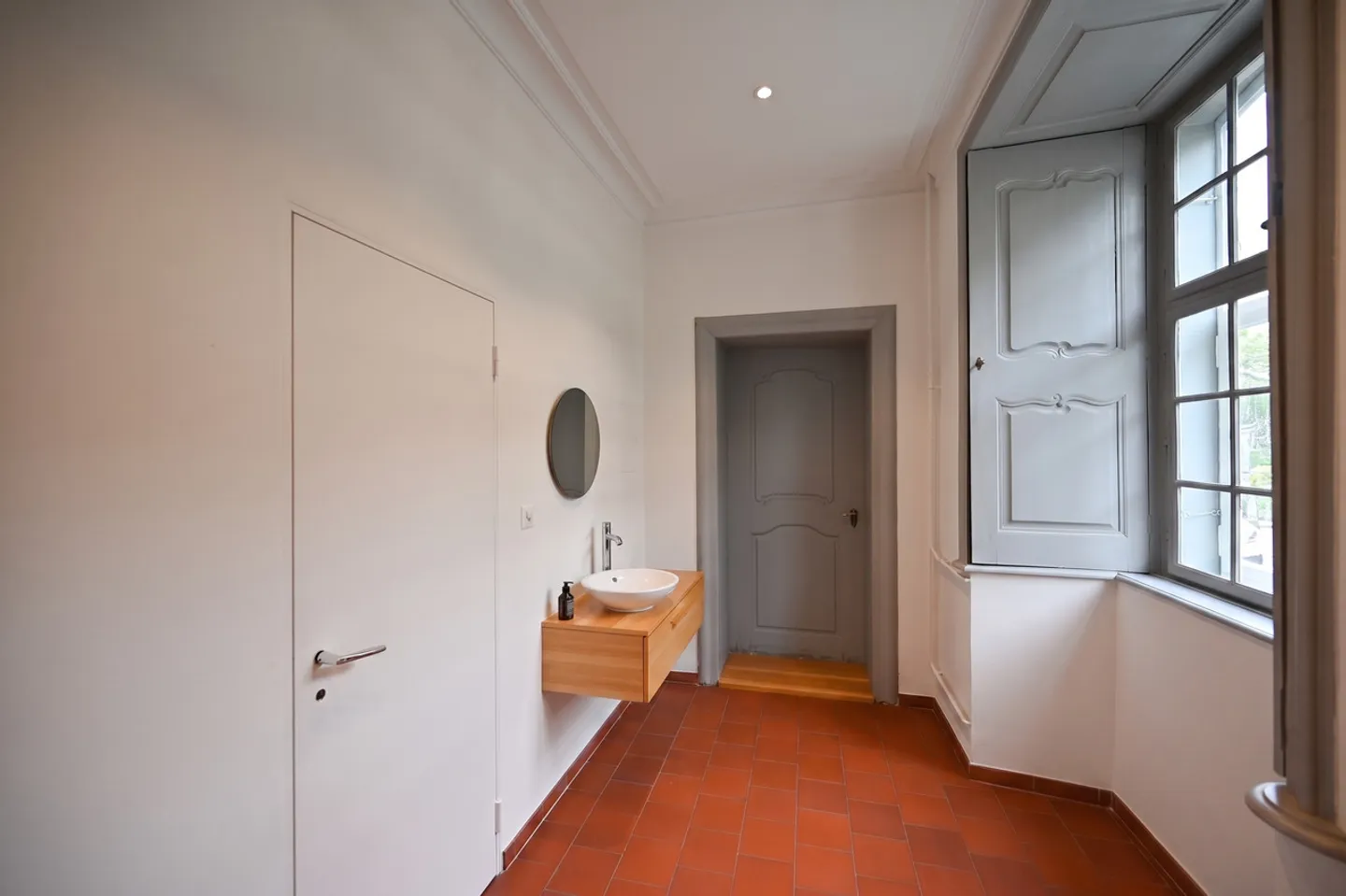 OPPORTUNITÉ UNIQUE - MAGNIFIQUE MAISON DE CAMPAGNE AVEC UN JARDIN UNIQUE - Photo 5 sur 7