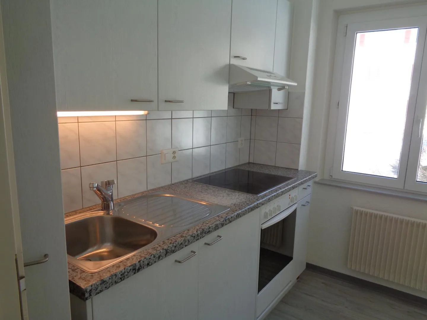 Offre extraordinaire : première location gratuite ! - Photo 1 sur 9